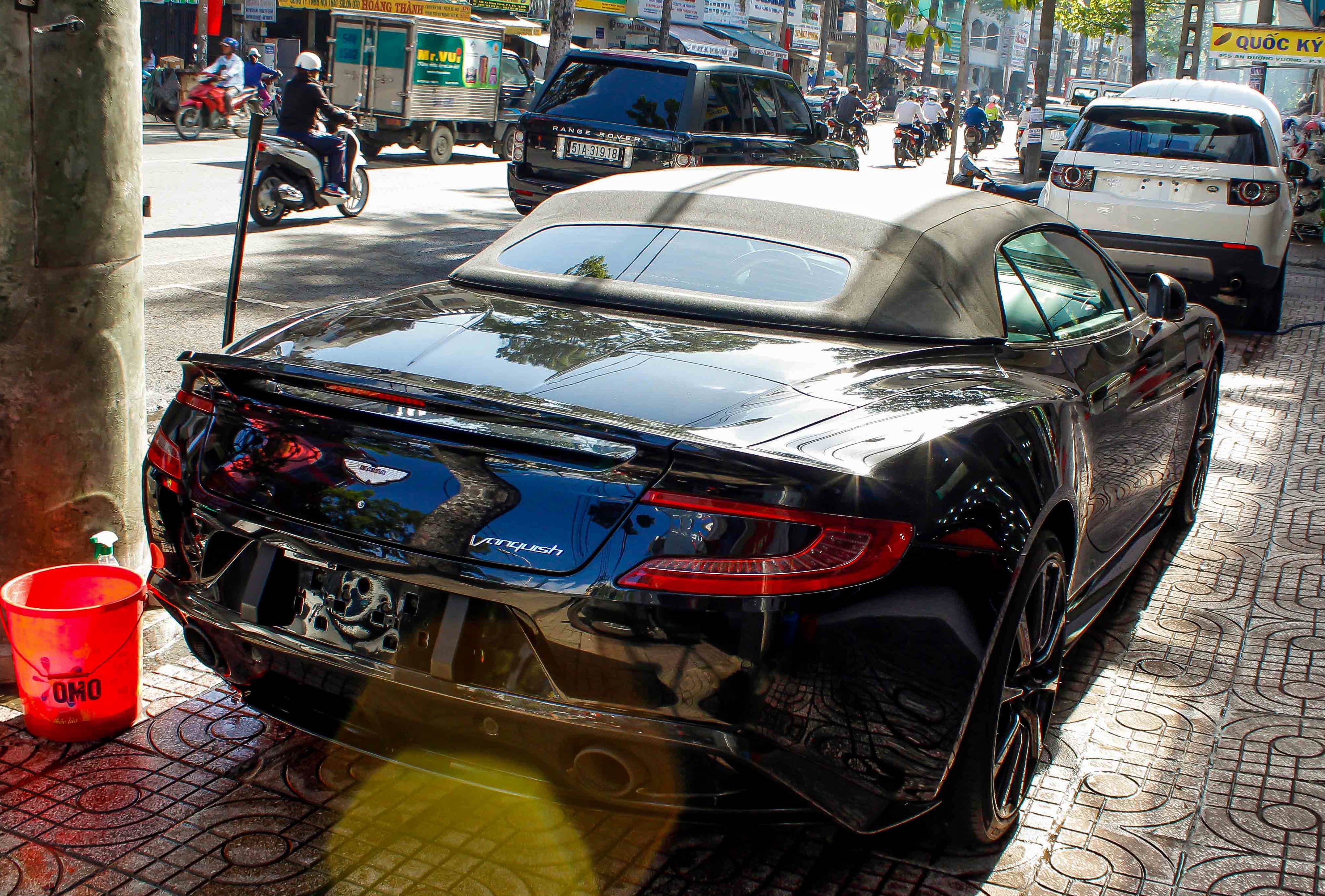 Aston Martin Vanquish Volante Viet Nam anh 3