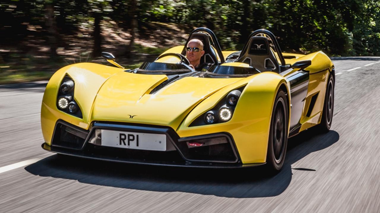 Bugatti Veyron sap bi lat do boi mau xe kem danh hinh anh