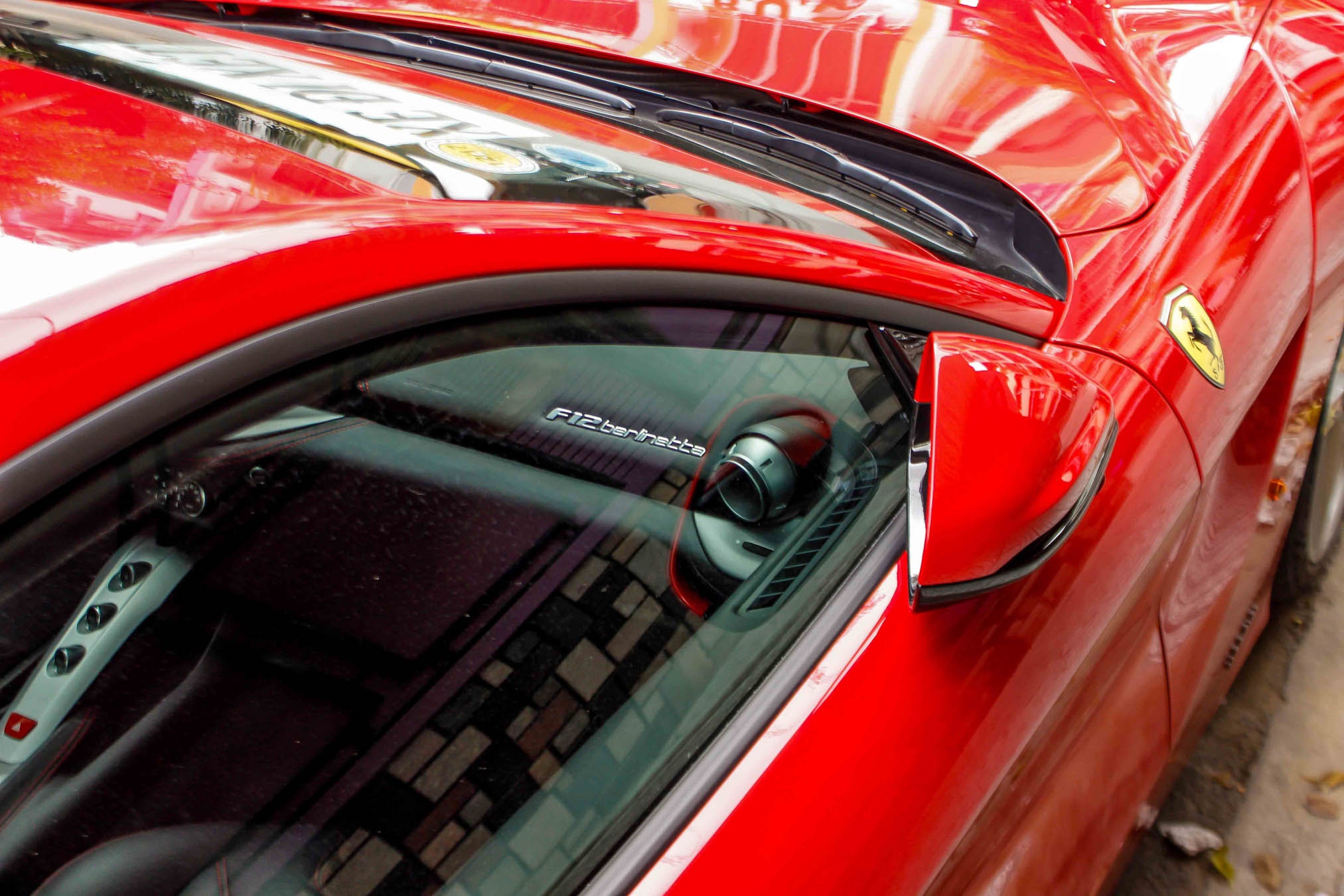 Ferrari F12 dau tien Viet Nam anh 7