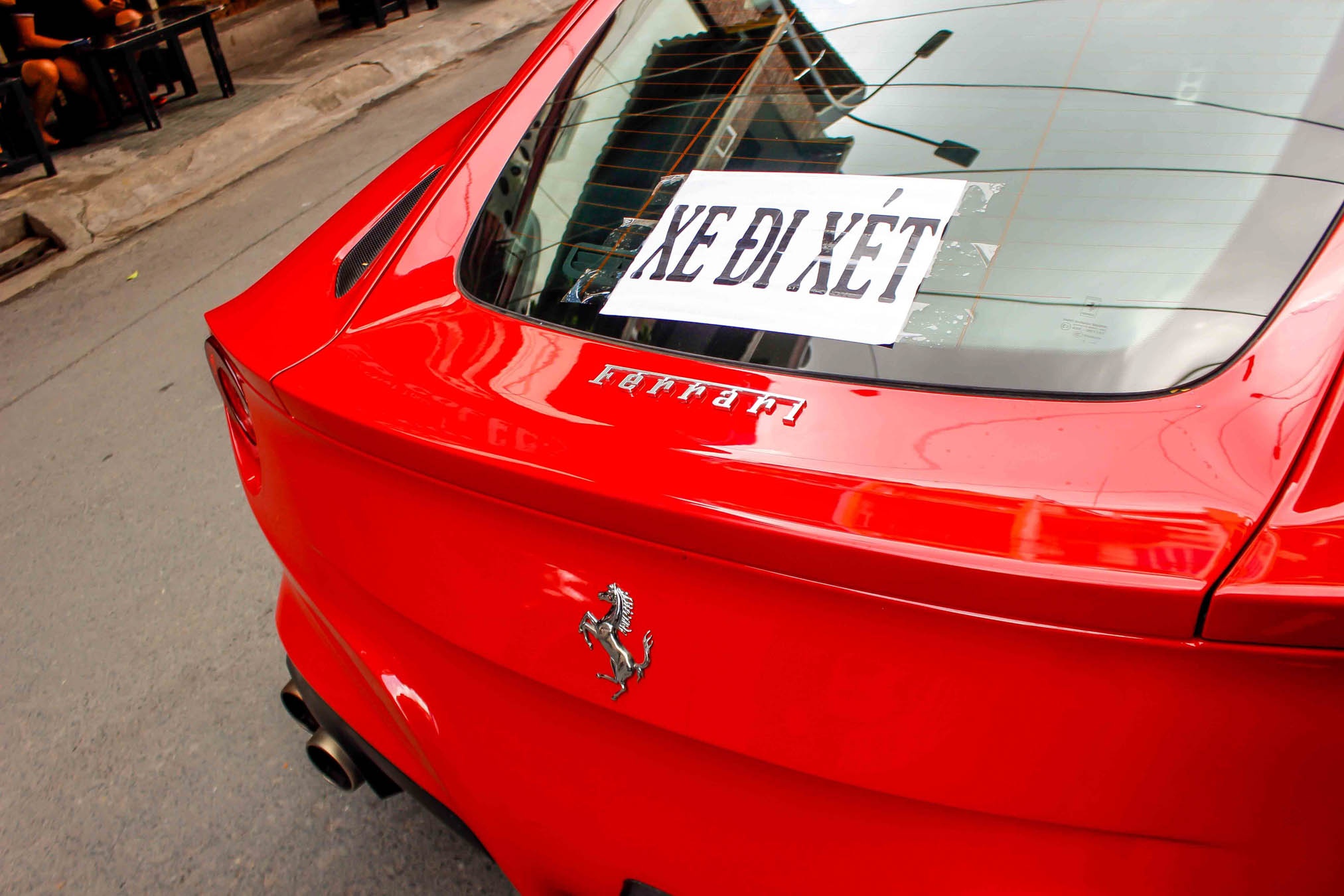 Ferrari F12 dau tien Viet Nam anh 4