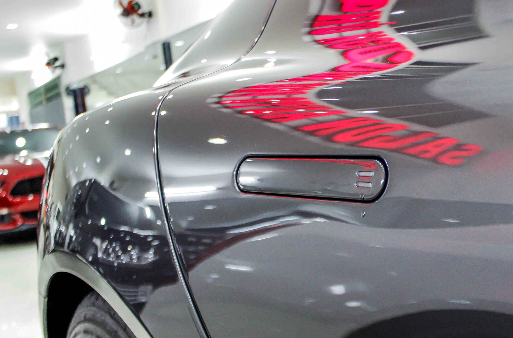 Aston Martin Rapide S tai Sai Gon anh 8