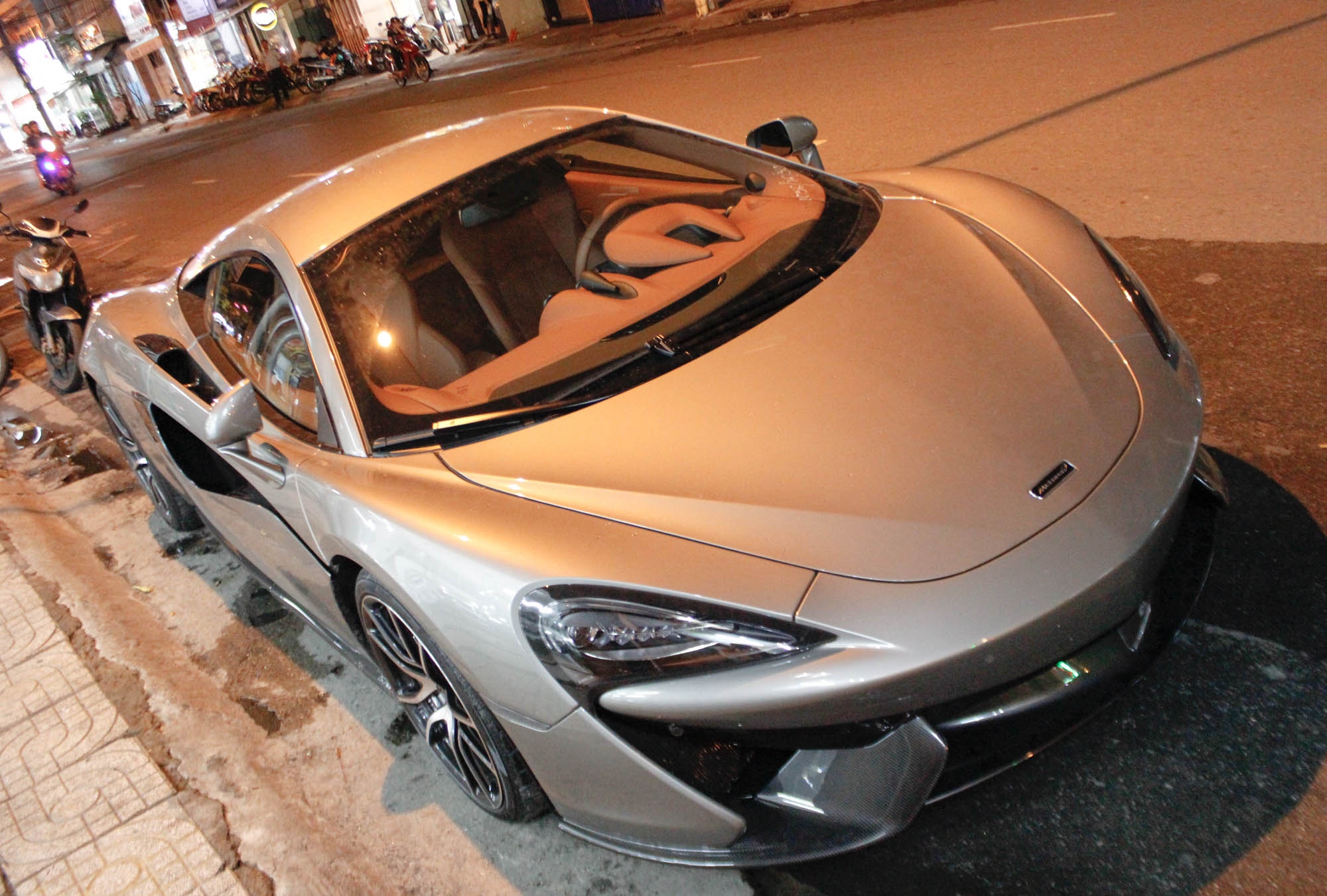 McLaren 570S dau tien Viet Nam anh 1