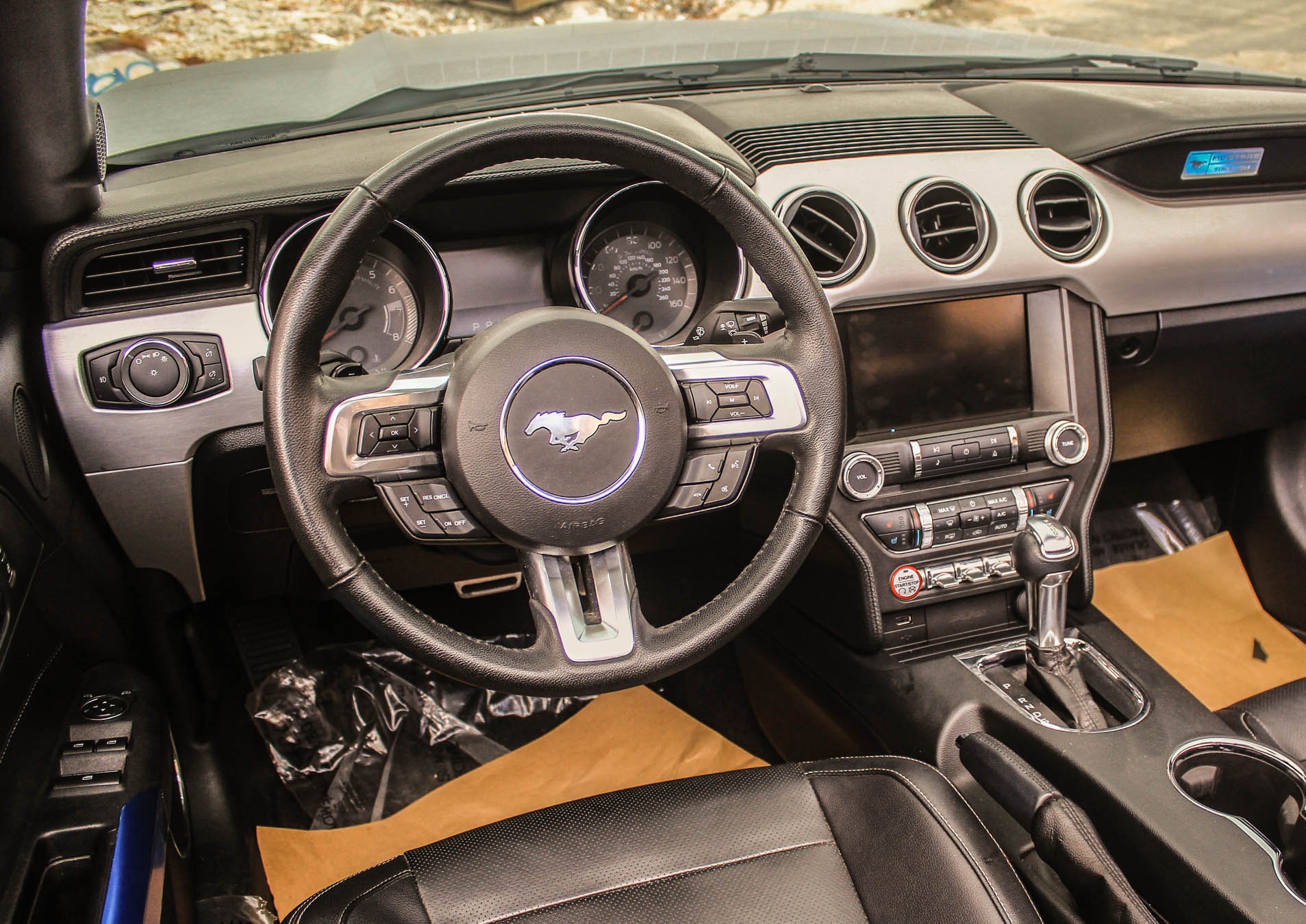 Ford Mustang 2016 do anh 9