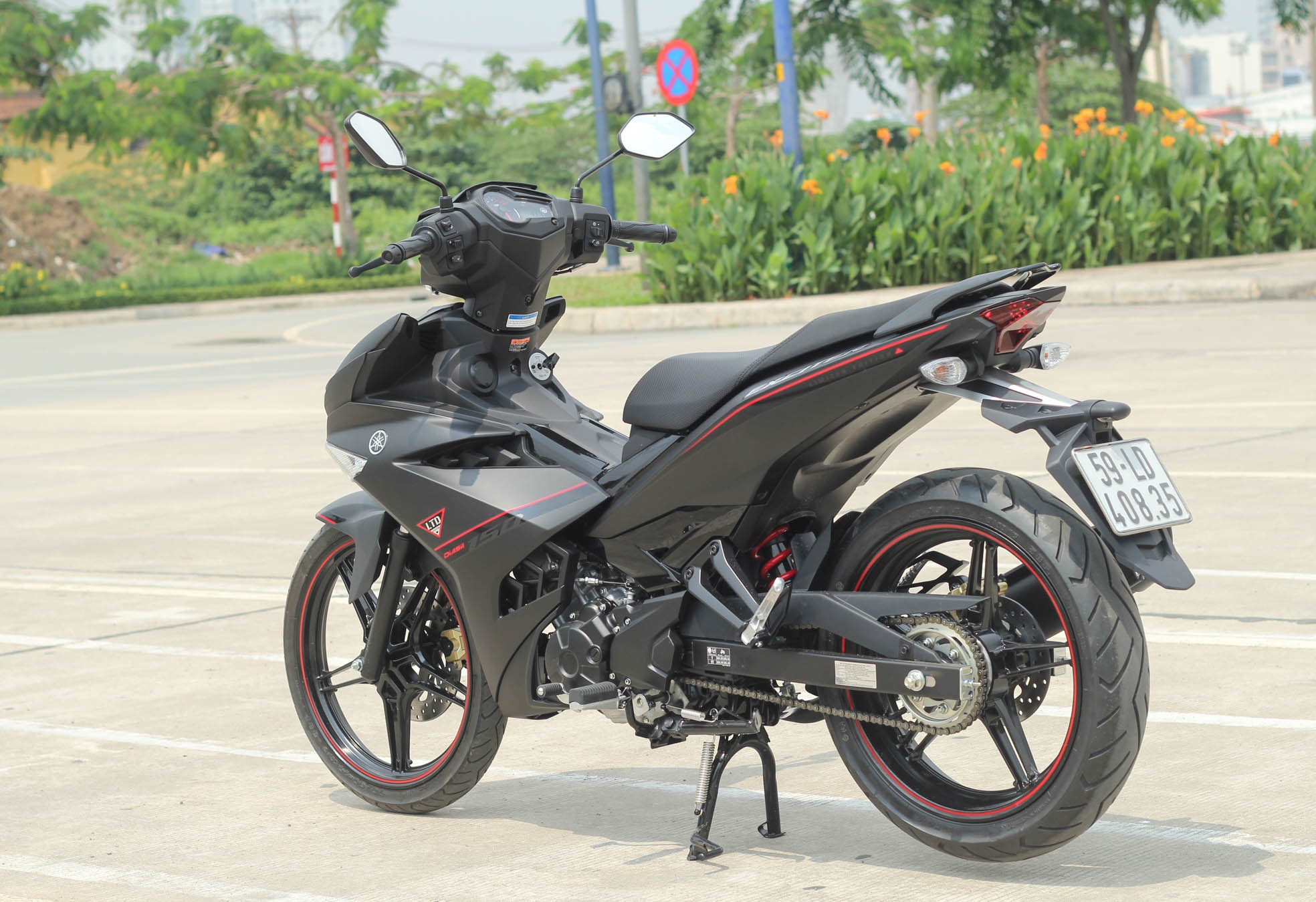 Yamaha Exciter 150 Matte Black anh 10