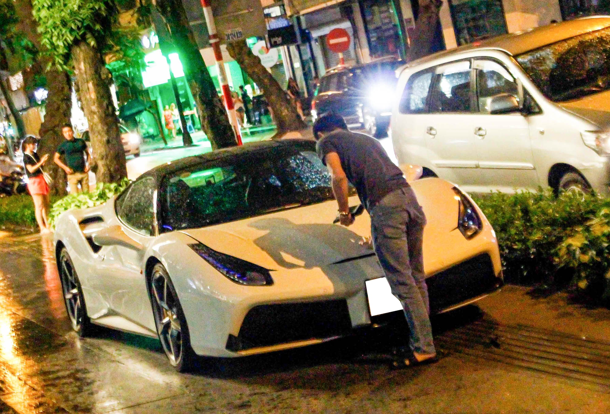 Sieu xe Ferrari 488 Cuong Do La anh 6