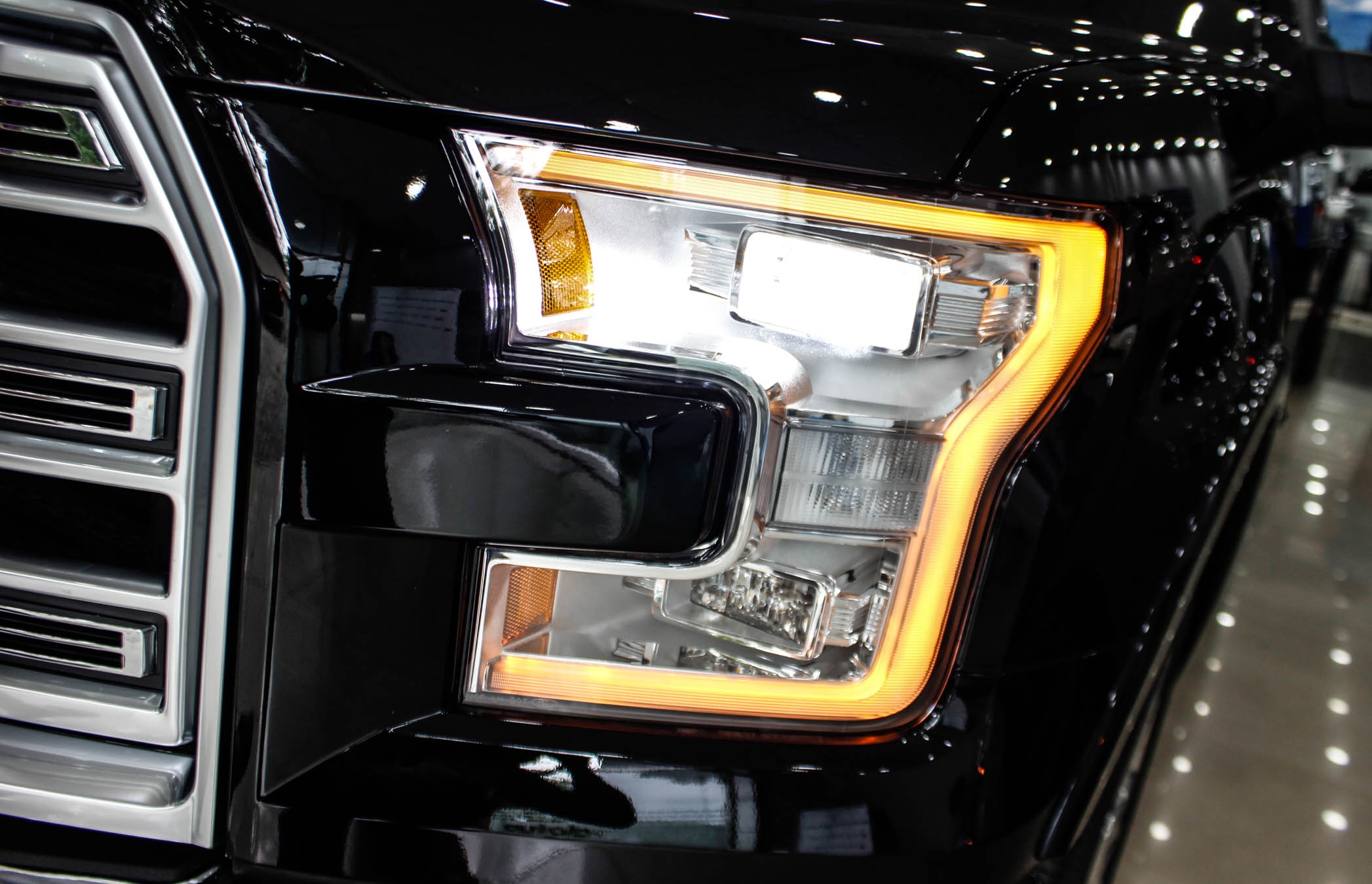 xe ban tai Ford F-150 Viet Nam anh 5