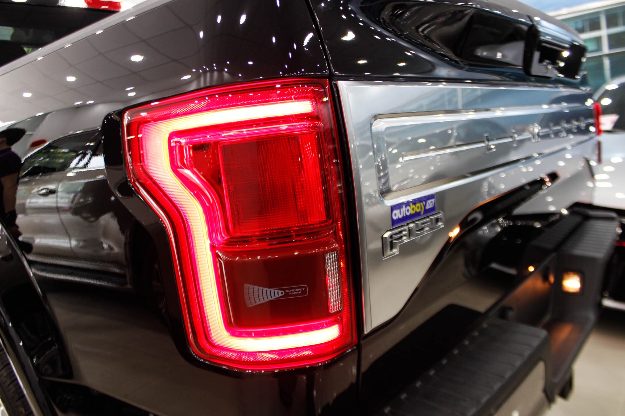 xe ban tai Ford F-150 Viet Nam anh 6