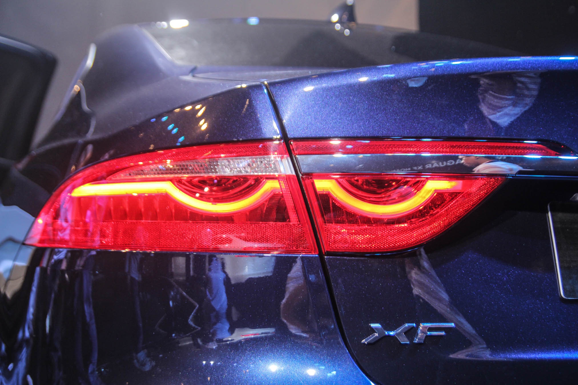 Jaguar XF ra mat tai Viet Nam anh 7