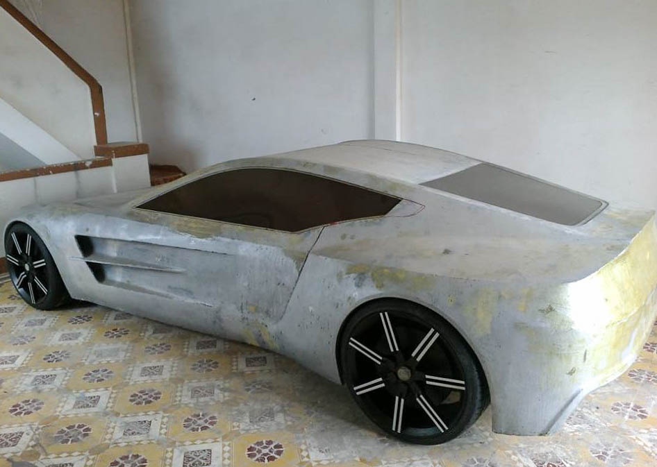 Chàng trai Việt tự chế Aston Martin One 77 ảnh 3 Chang trai Viet tu che Aston Martin One 77 anh 3