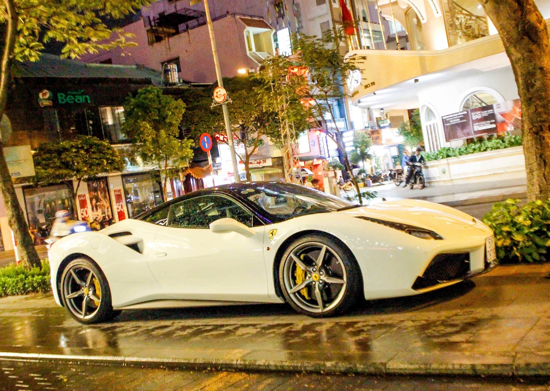 sieu xe Cuong Do La anh 2