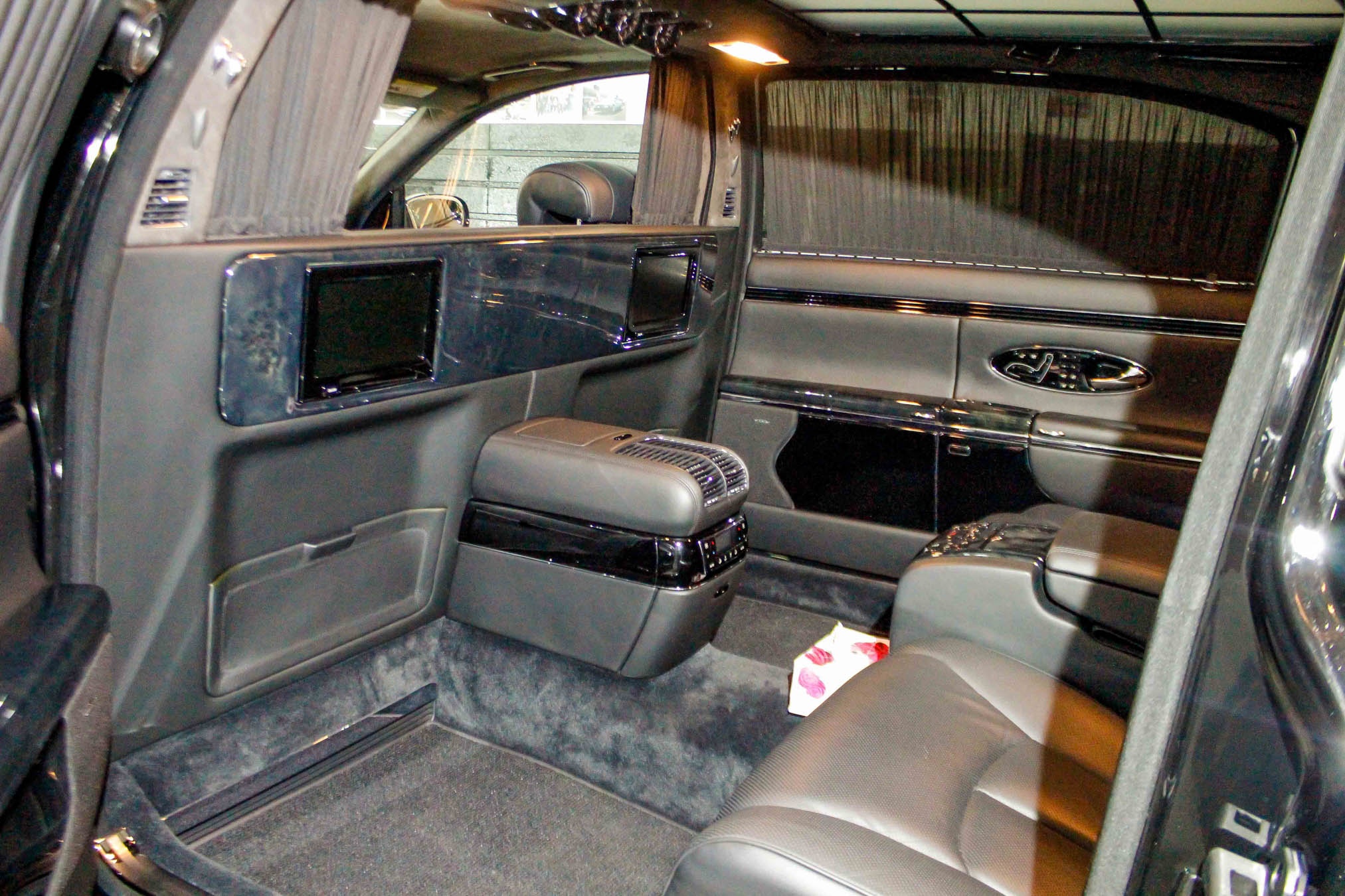 Maybach 62S cua Cuong Do La anh 10