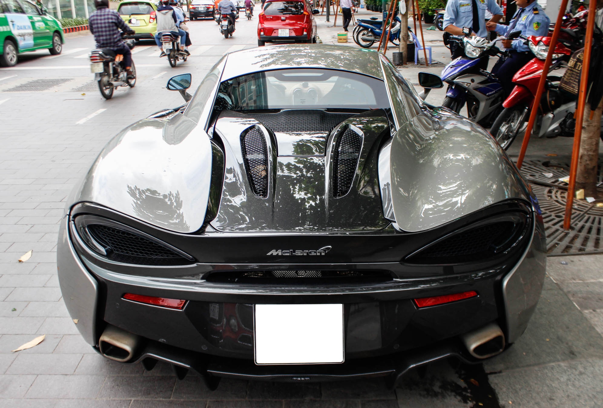 McLaren 570S Cuong Do La anh 5