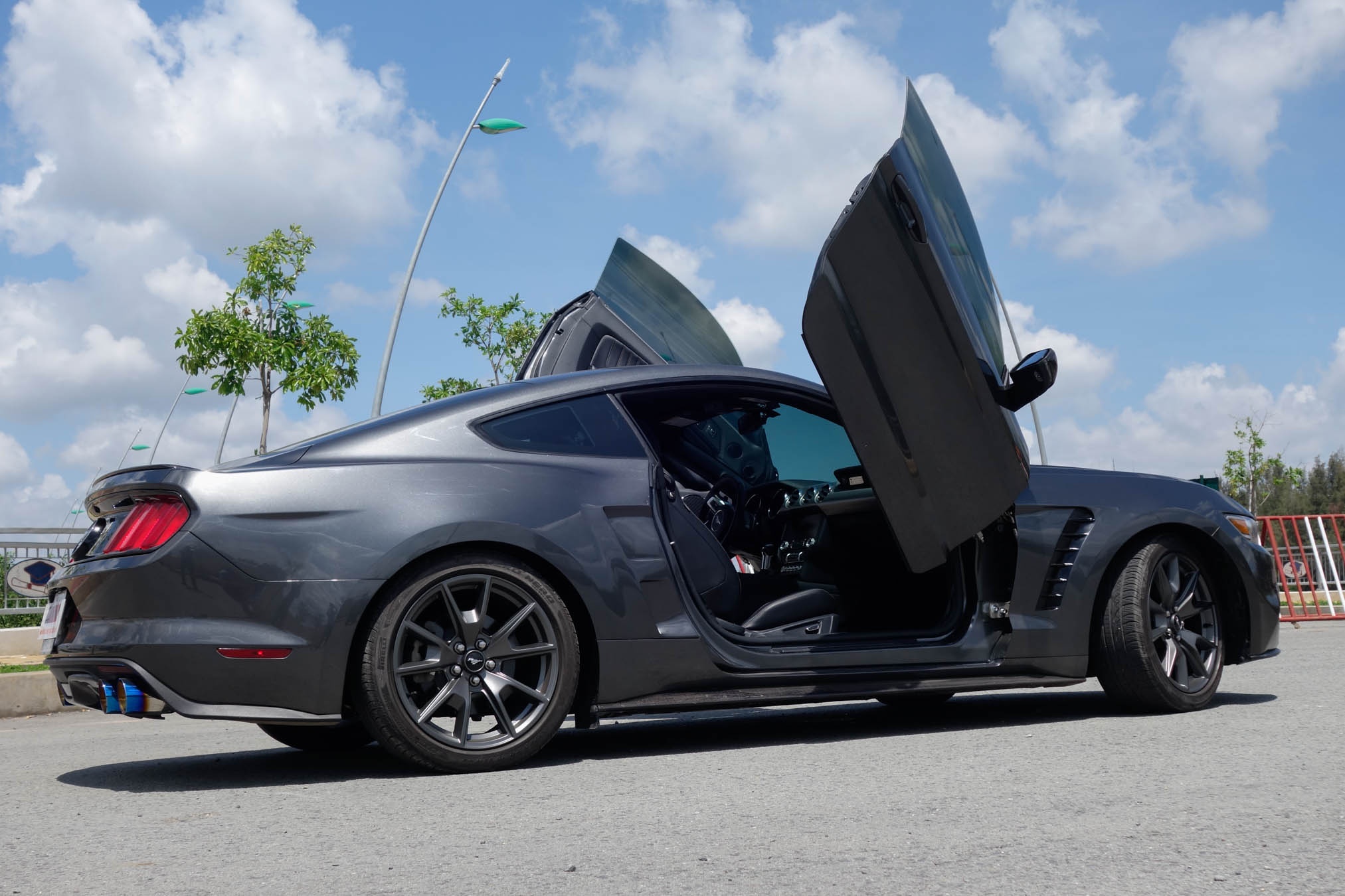 Mustang do kieu Lamborghini anh 3