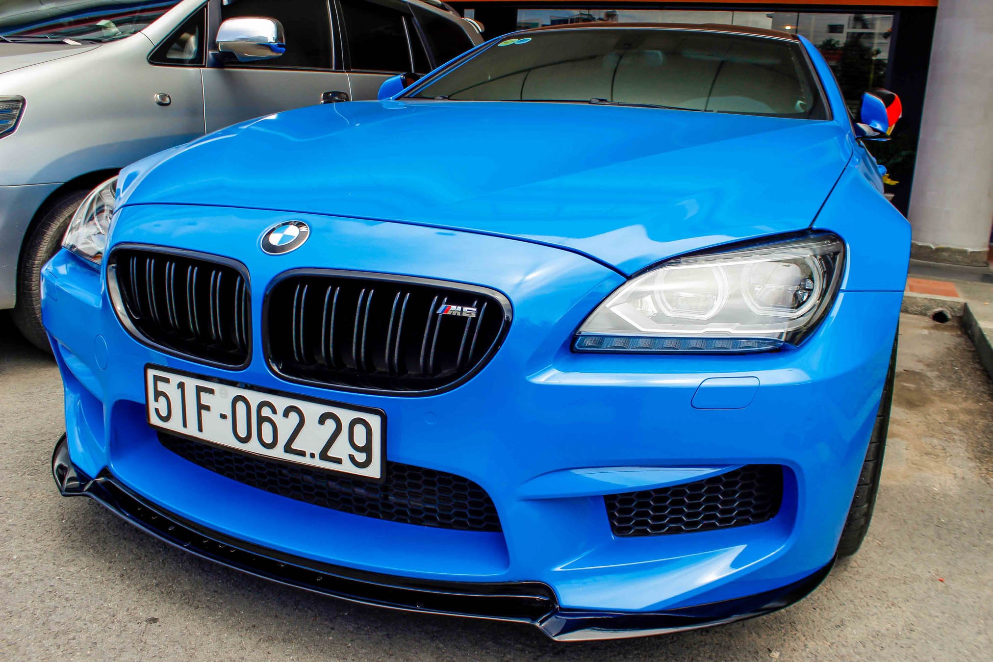 BMW M6 do decal o Sai Gon anh 1