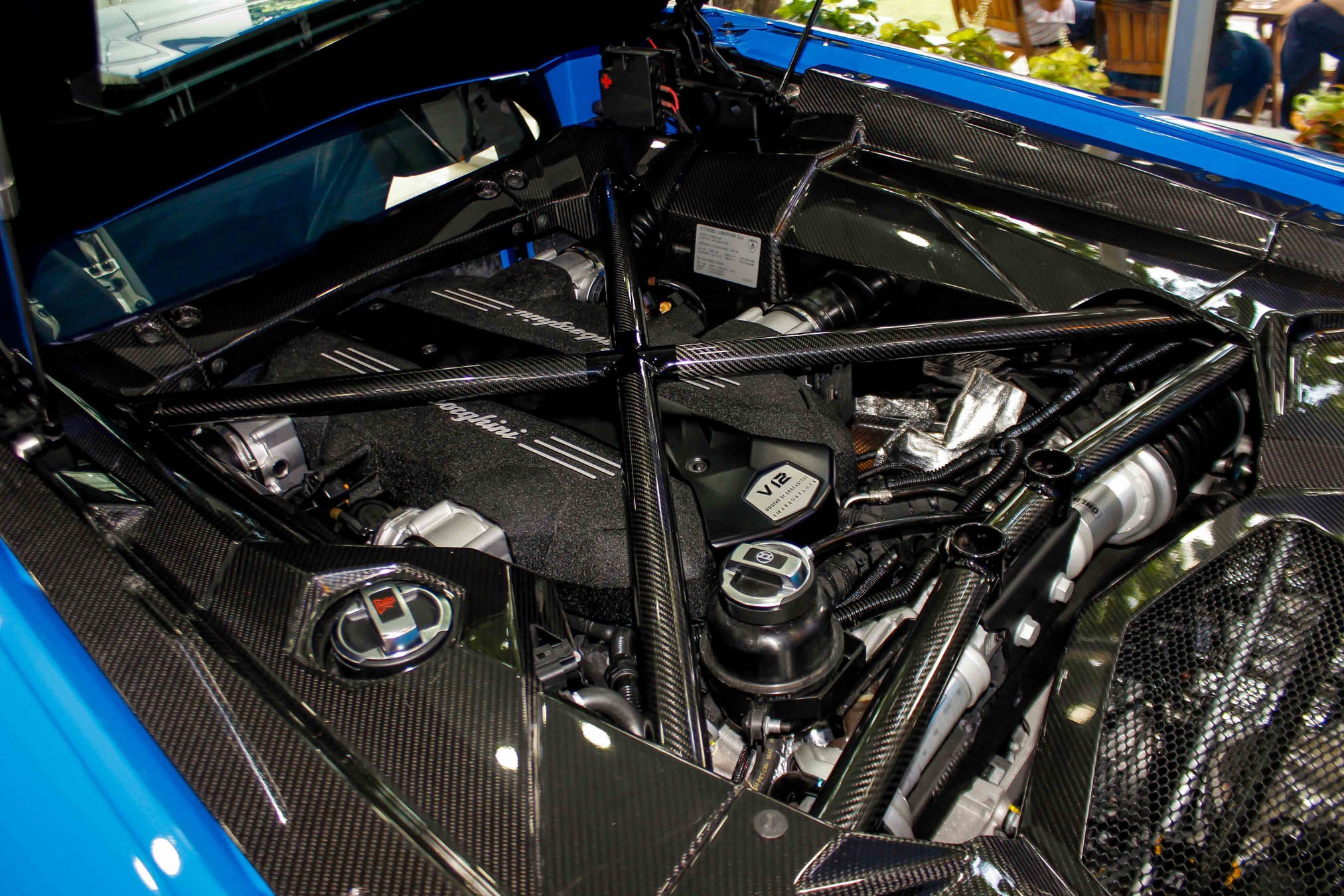 Lamborghini Aventador mau hiem anh 5