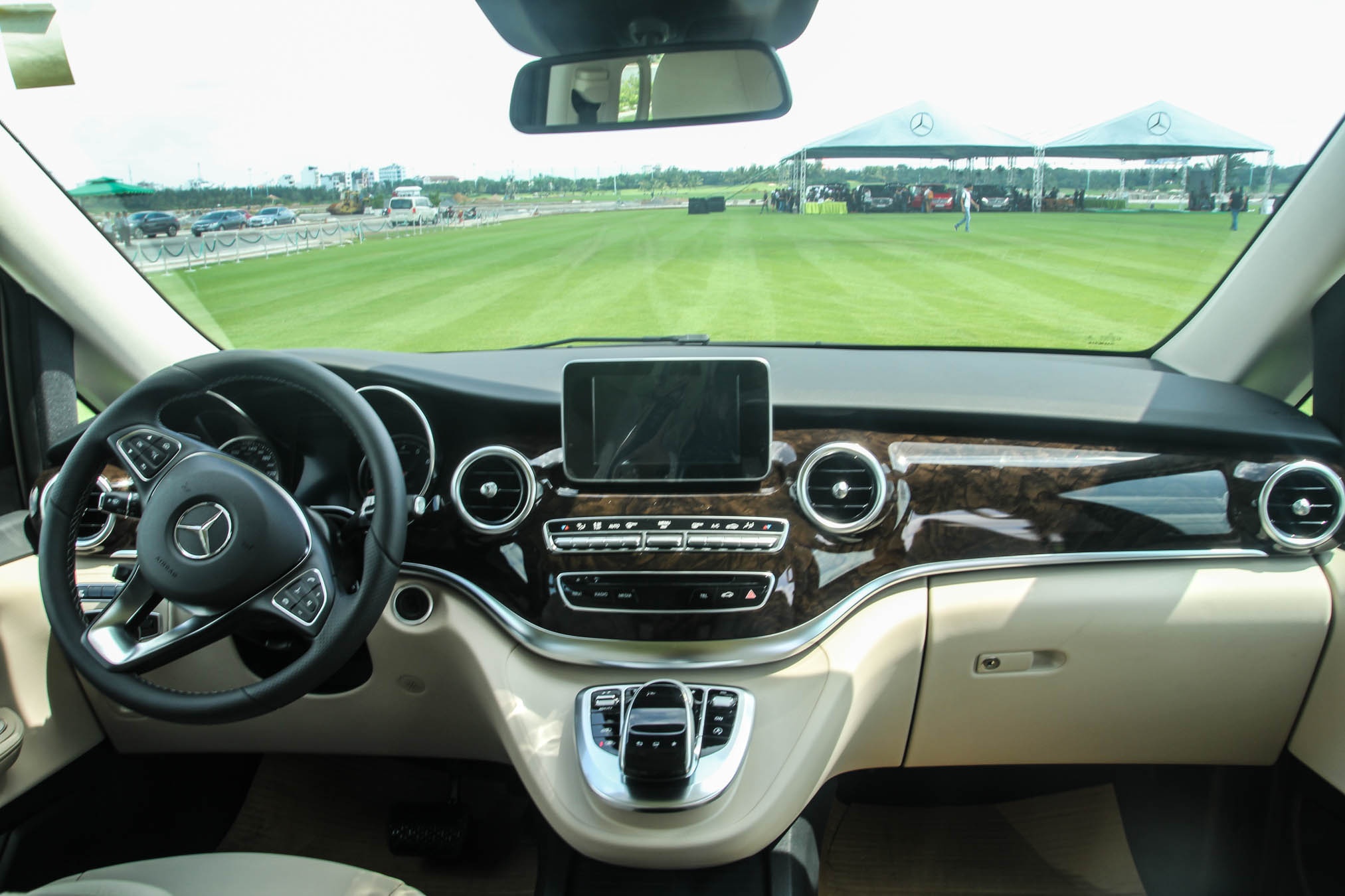 Mercedes V 250 ra mat tai Viet Nam anh 6