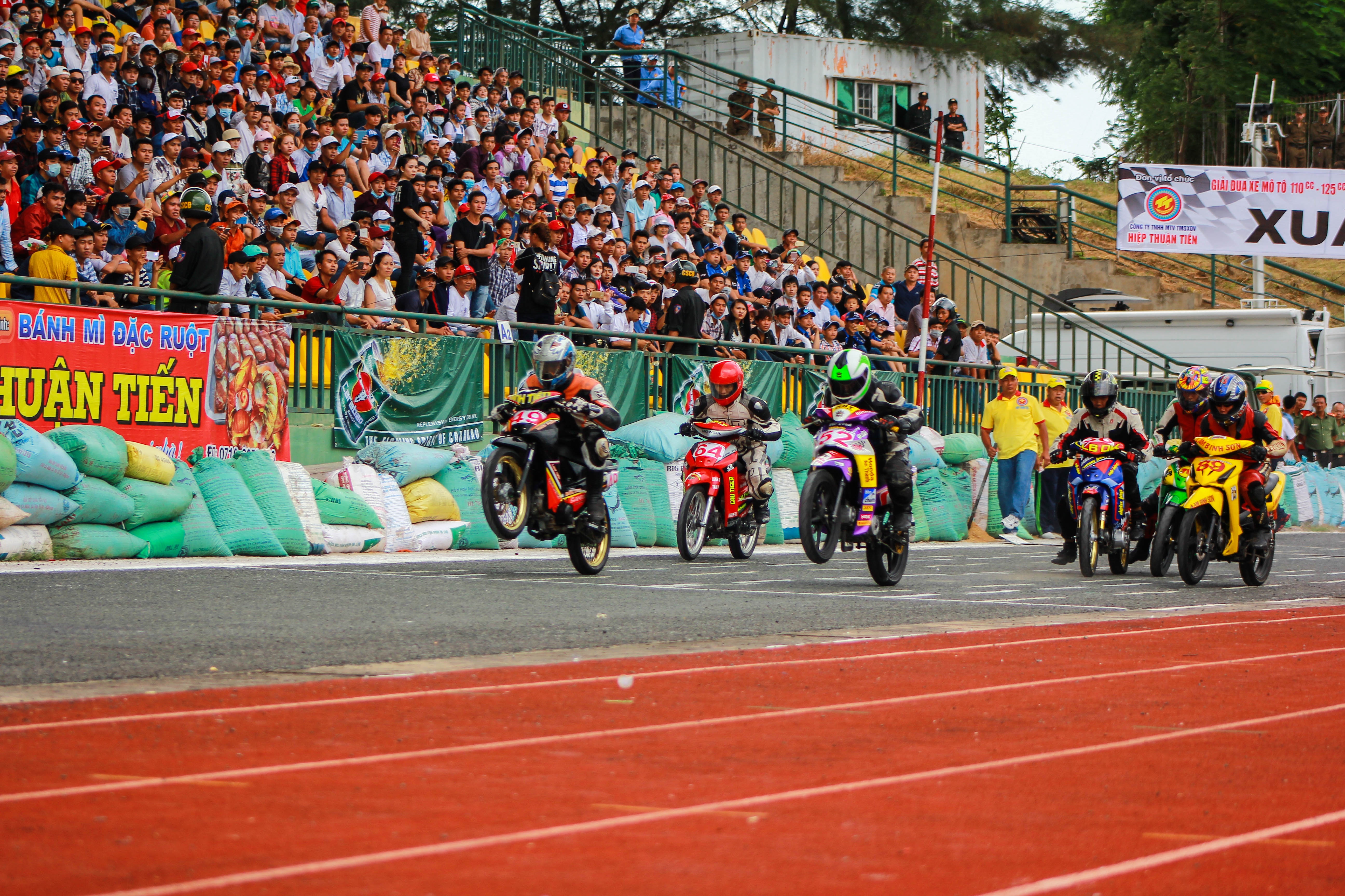 Dua xe Can Tho ngay Quoc khanh anh 2