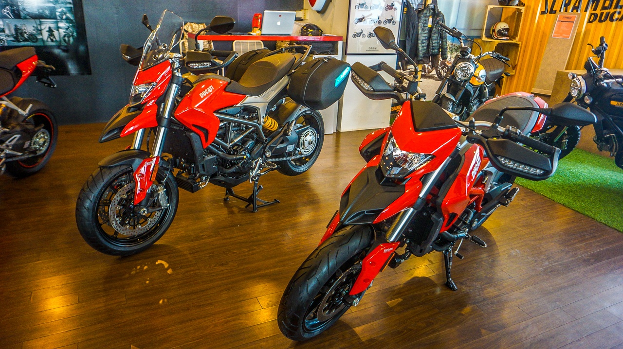 Ducati Hypermotard va Hyperstrada 939 co mat tai Viet Nam hinh anh
