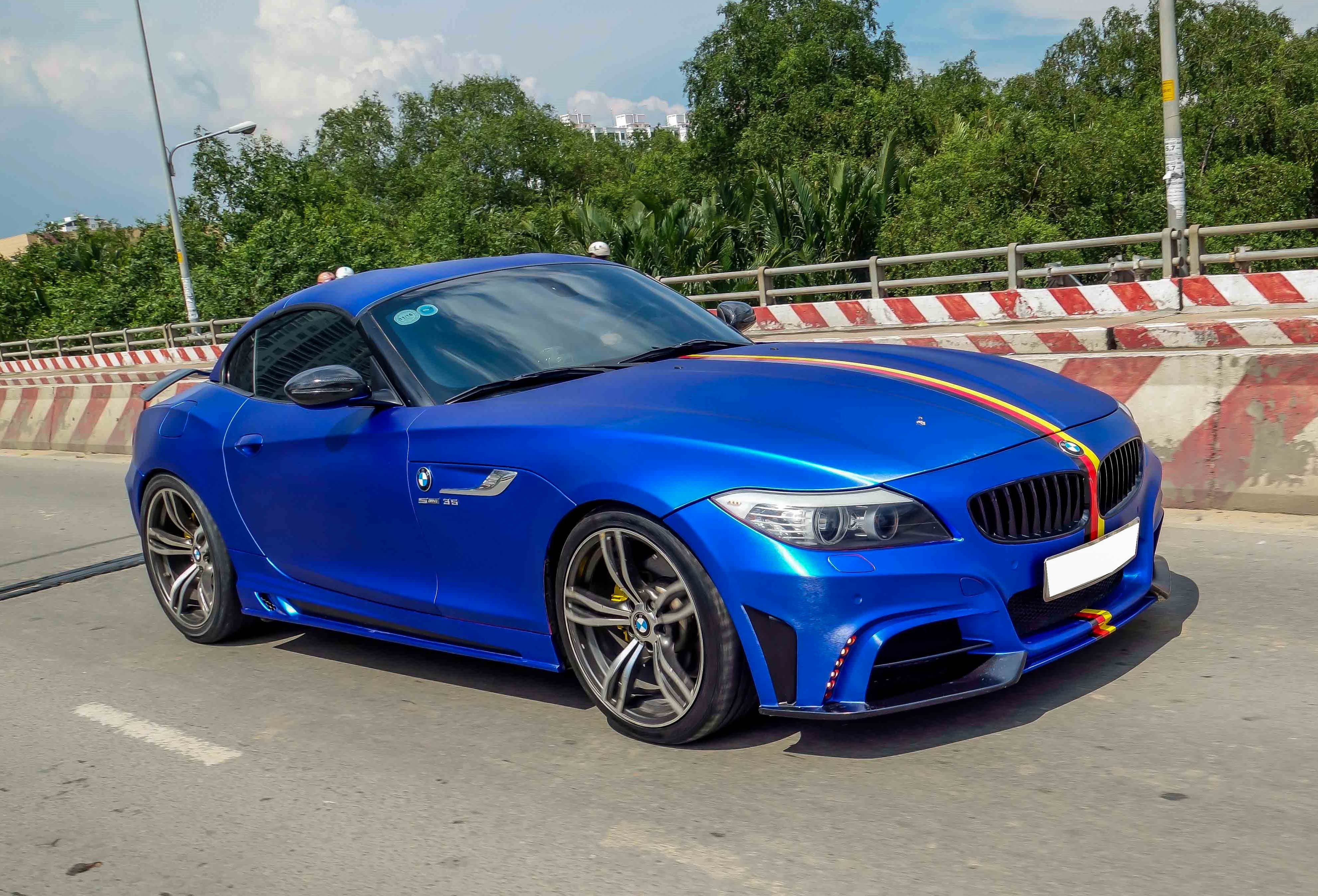 BMW Z4 do vo va decal anh 12