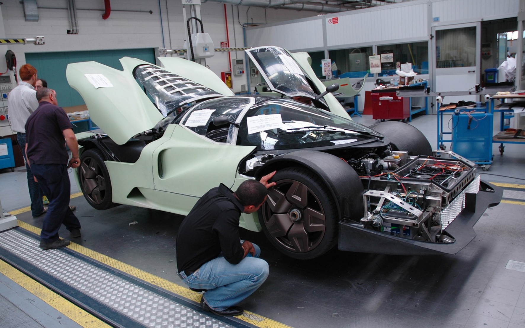 Ferrari P4/5 hang doc anh 1