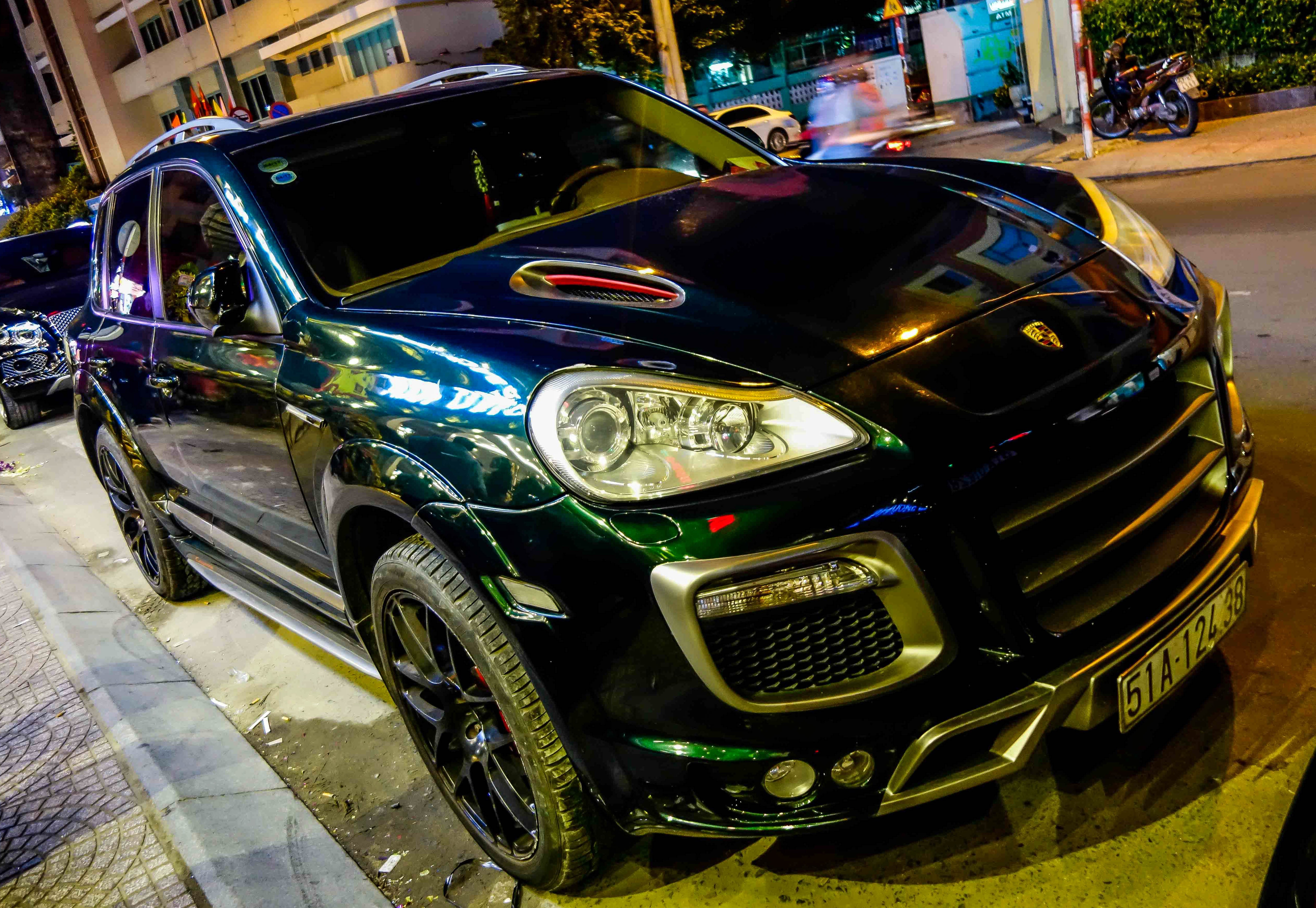 Bentley Bentayga Sai Gon anh 5
