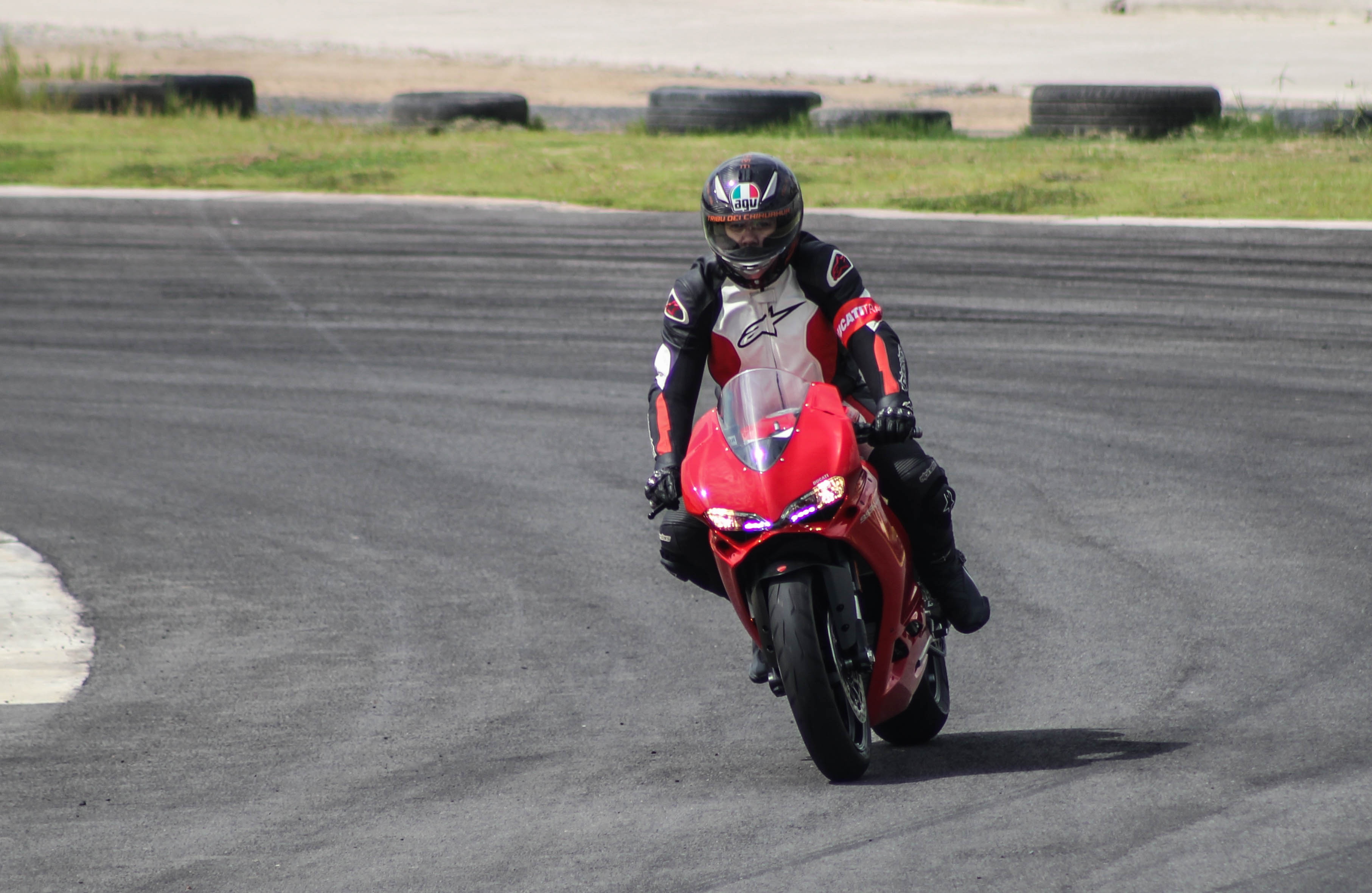 Dua Ducati tai Happy Land anh 7