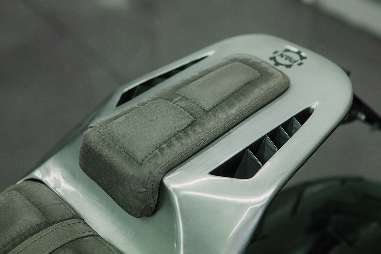 BMW K1200S kieu robot bien hinh anh 8