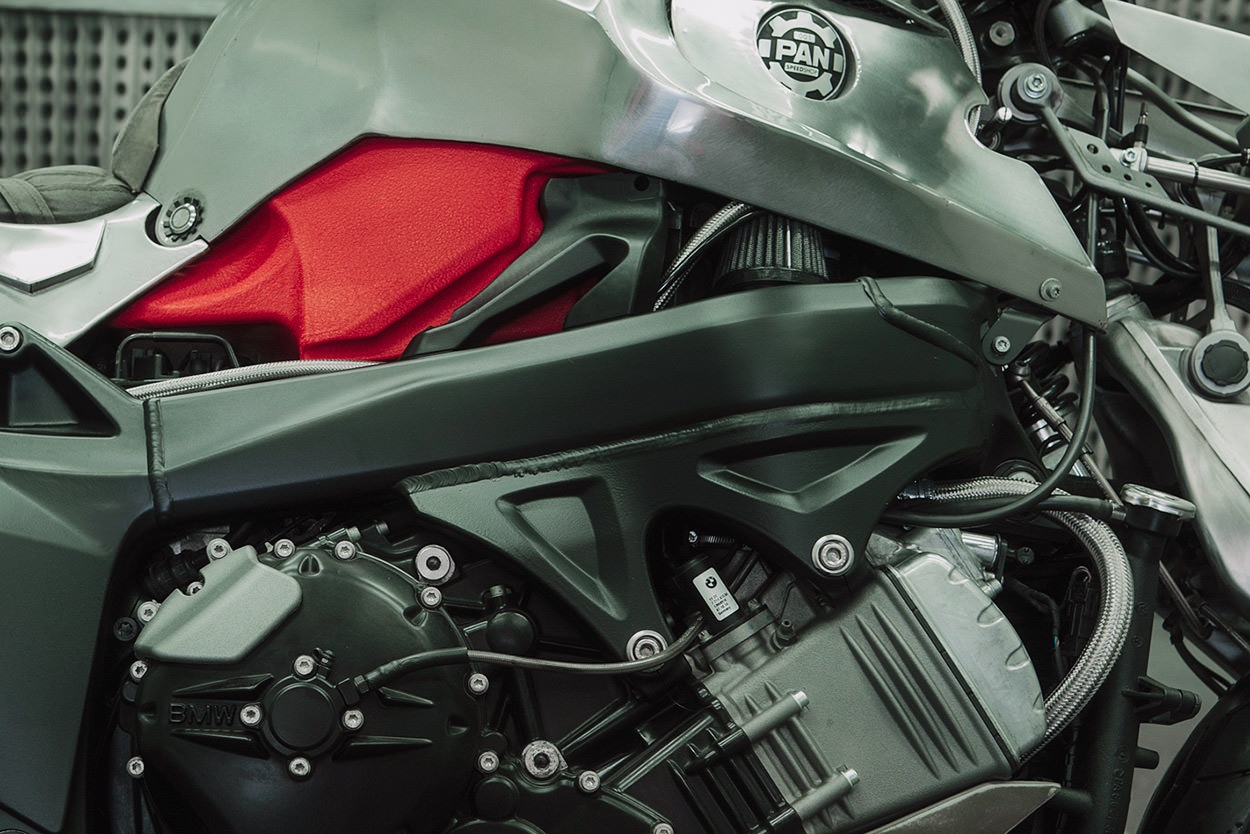 BMW K1200S kieu robot bien hinh anh 6