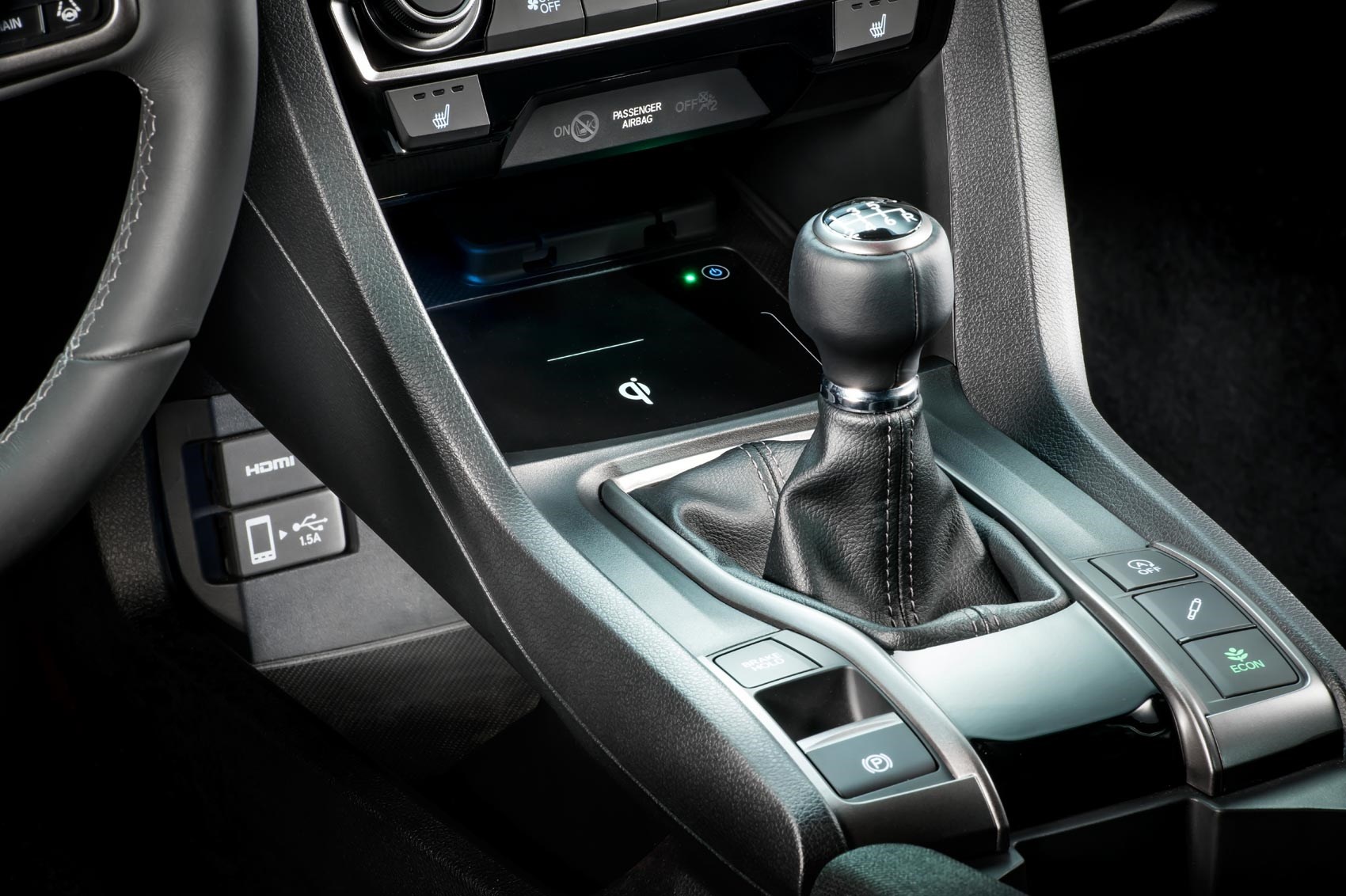 Honda Civic hatchback doi moi anh 8