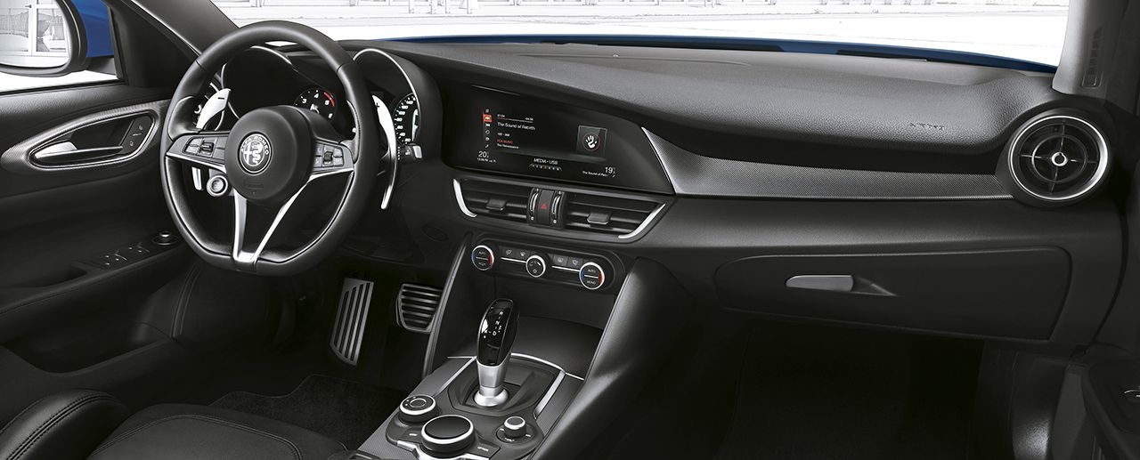 Alfa Romeo Giulia Veloce ảnh 3 Alfa Romeo Giulia Veloce anh 3