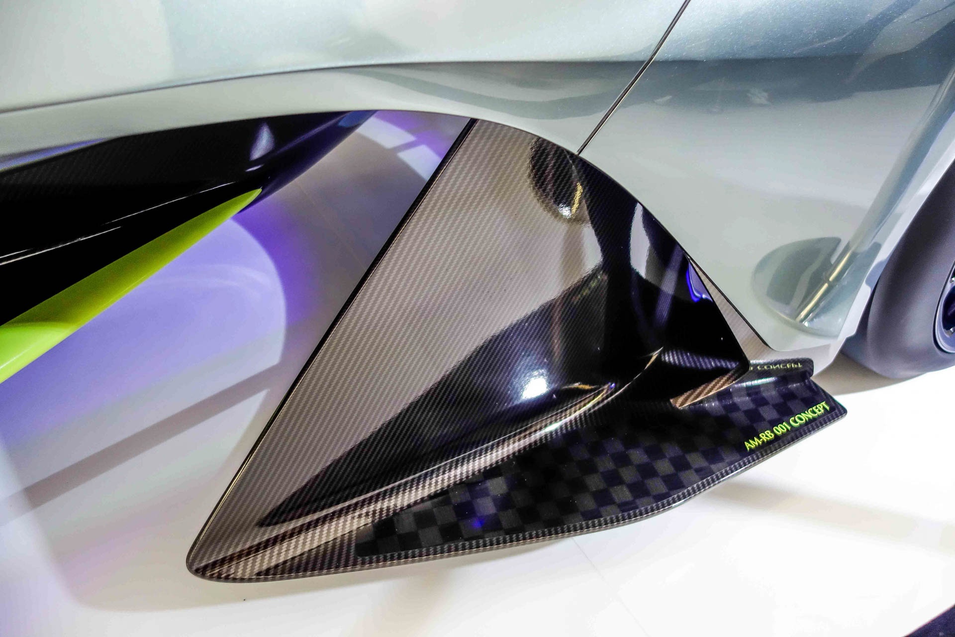 Siêu xe Aston Martin AM RB 001 ảnh 8 Sieu xe Aston Martin AM RB 001 anh 8