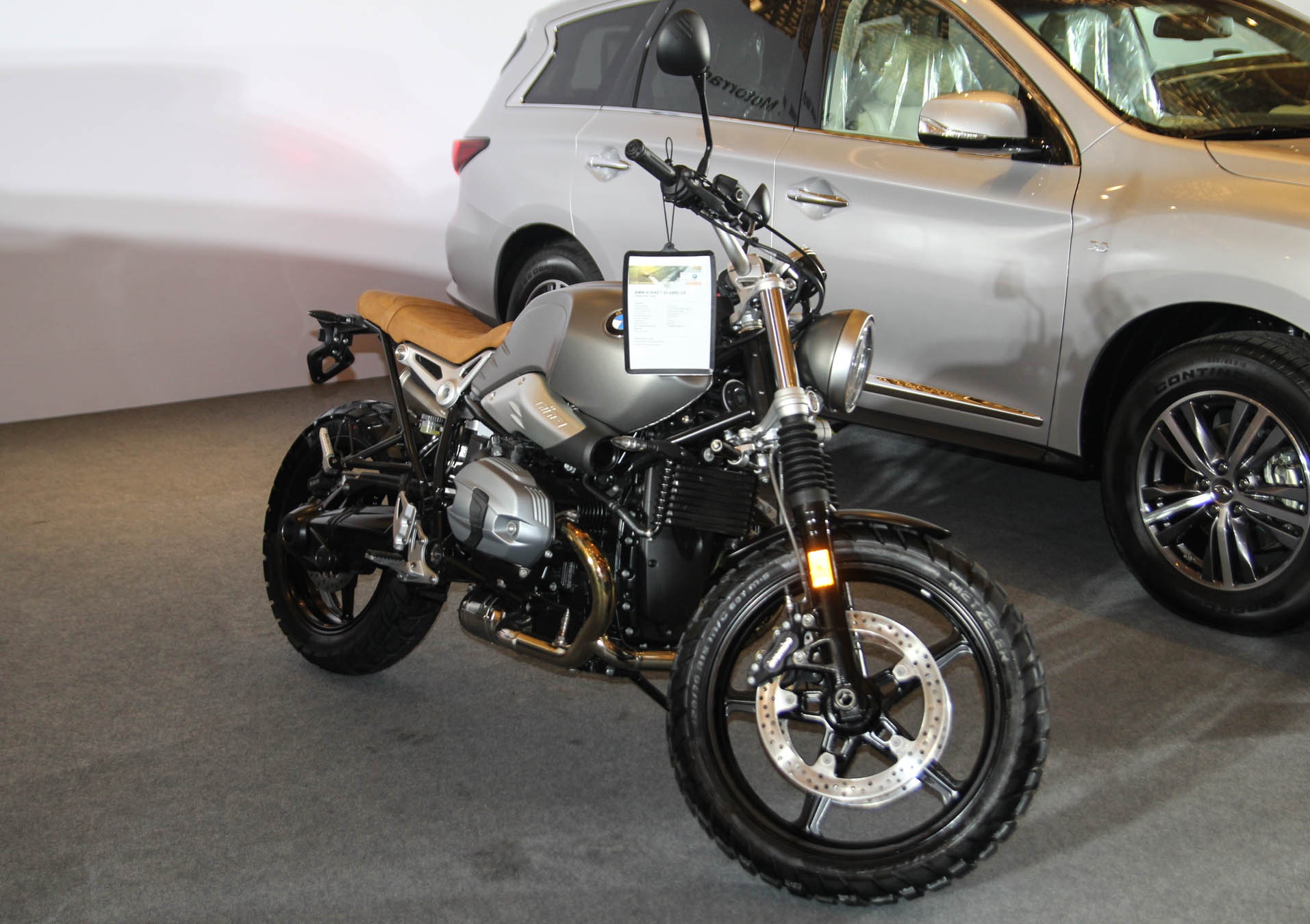 BMW R nineT Scrambler dau tien tai Viet Nam hinh anh