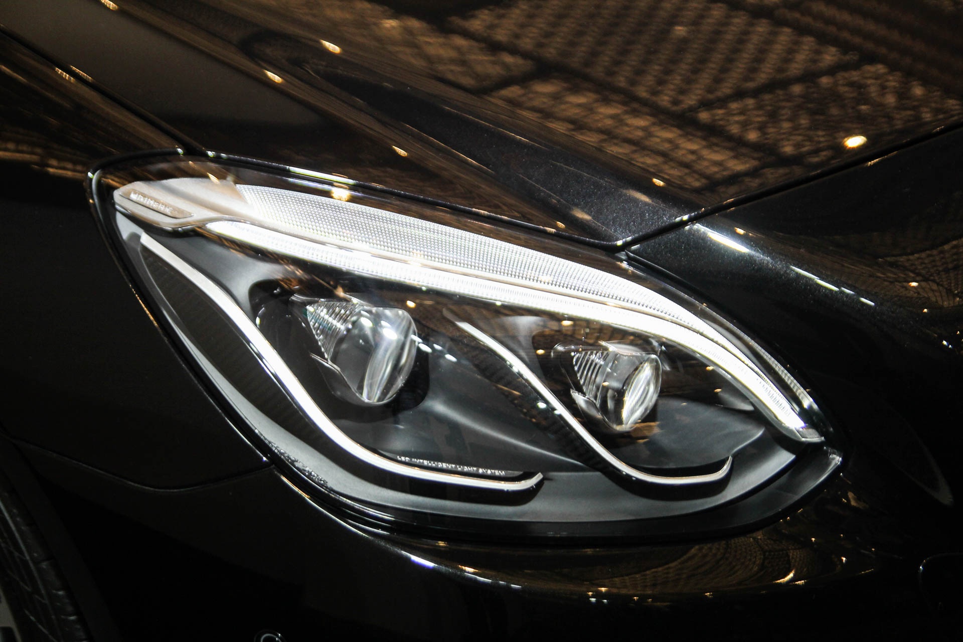 Gia Mercedes SLC 43 AMG o Viet Nam anh 4