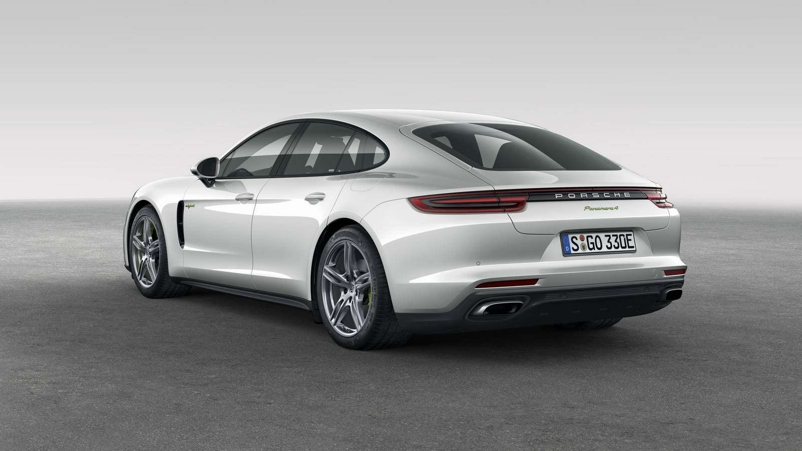 Porsche Panamera 4 E-Hybrid ra mắt ảnh 3 Porsche Panamera 4 E-Hybrid ra mat anh 3