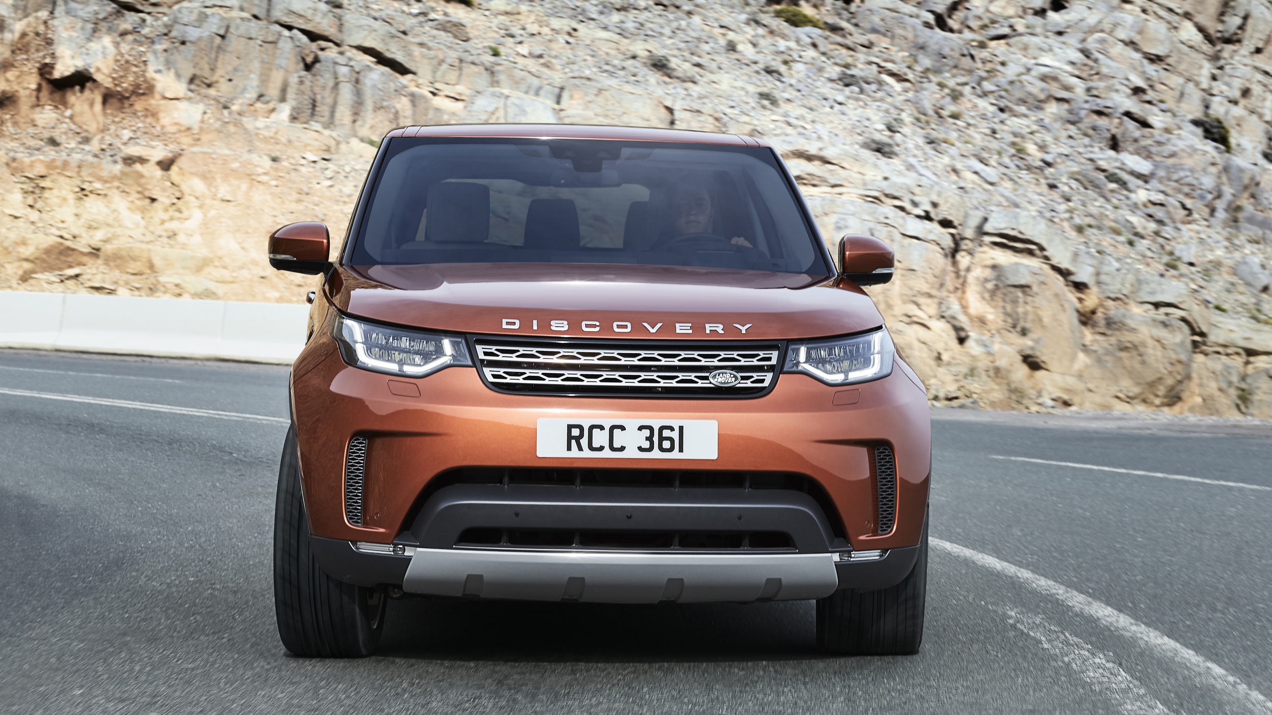 Land Rover Discovery 2018 anh 2