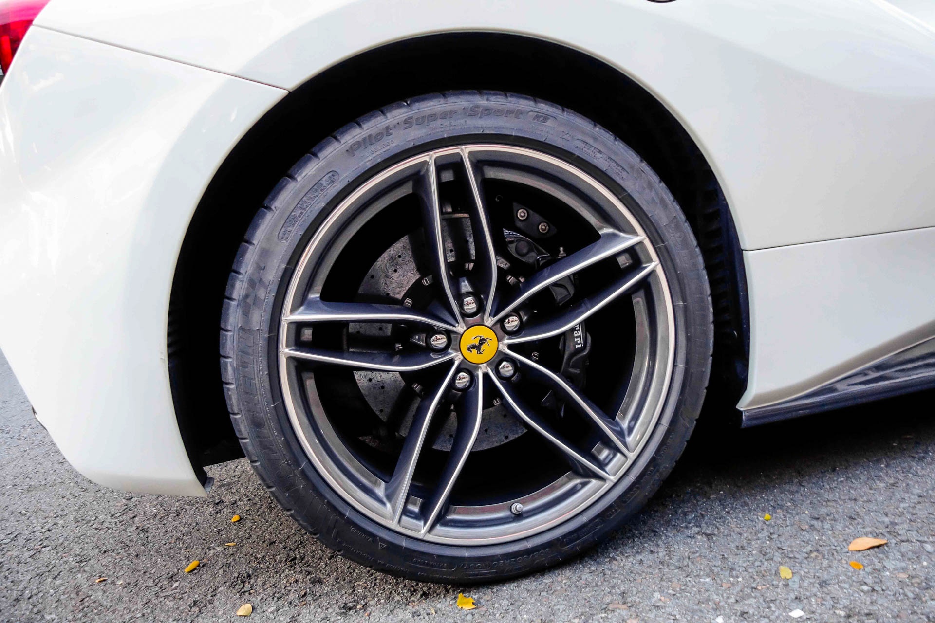 Ferrari 488 GTB Viet Nam anh 4