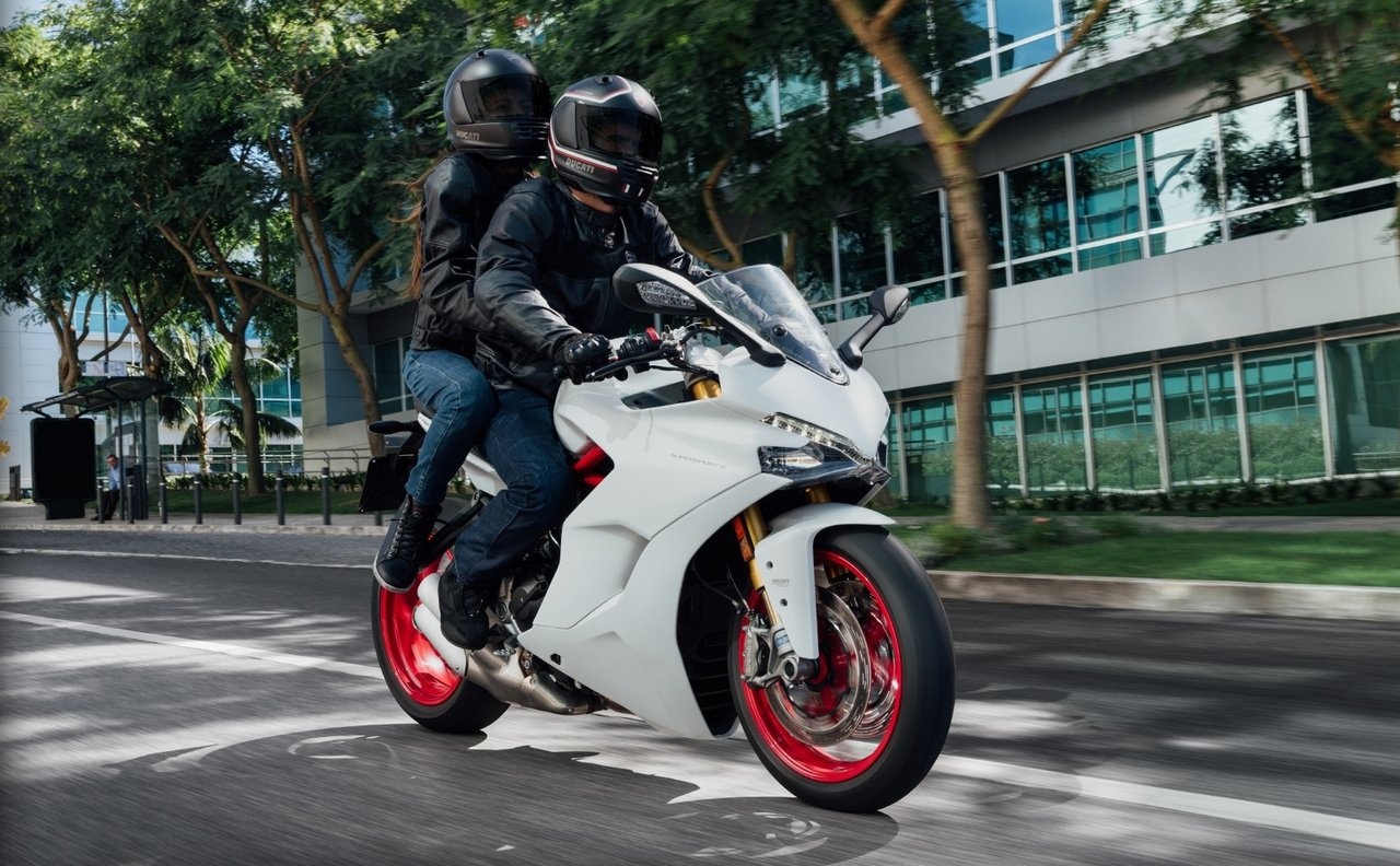 Ducati SuperSport ra mắt ảnh 1 Ducati SuperSport ra mat anh 1