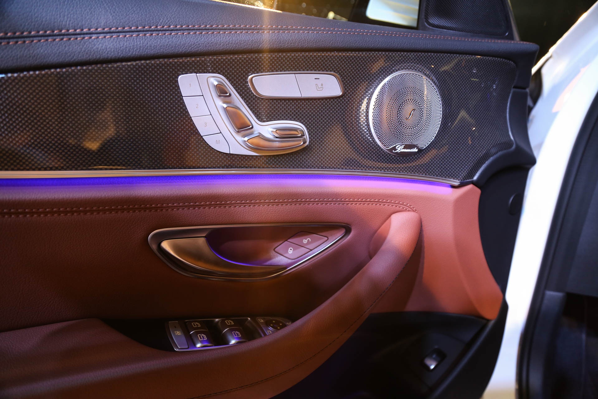 Mercedes E-class moi ra mat tai Viet Nam anh 11