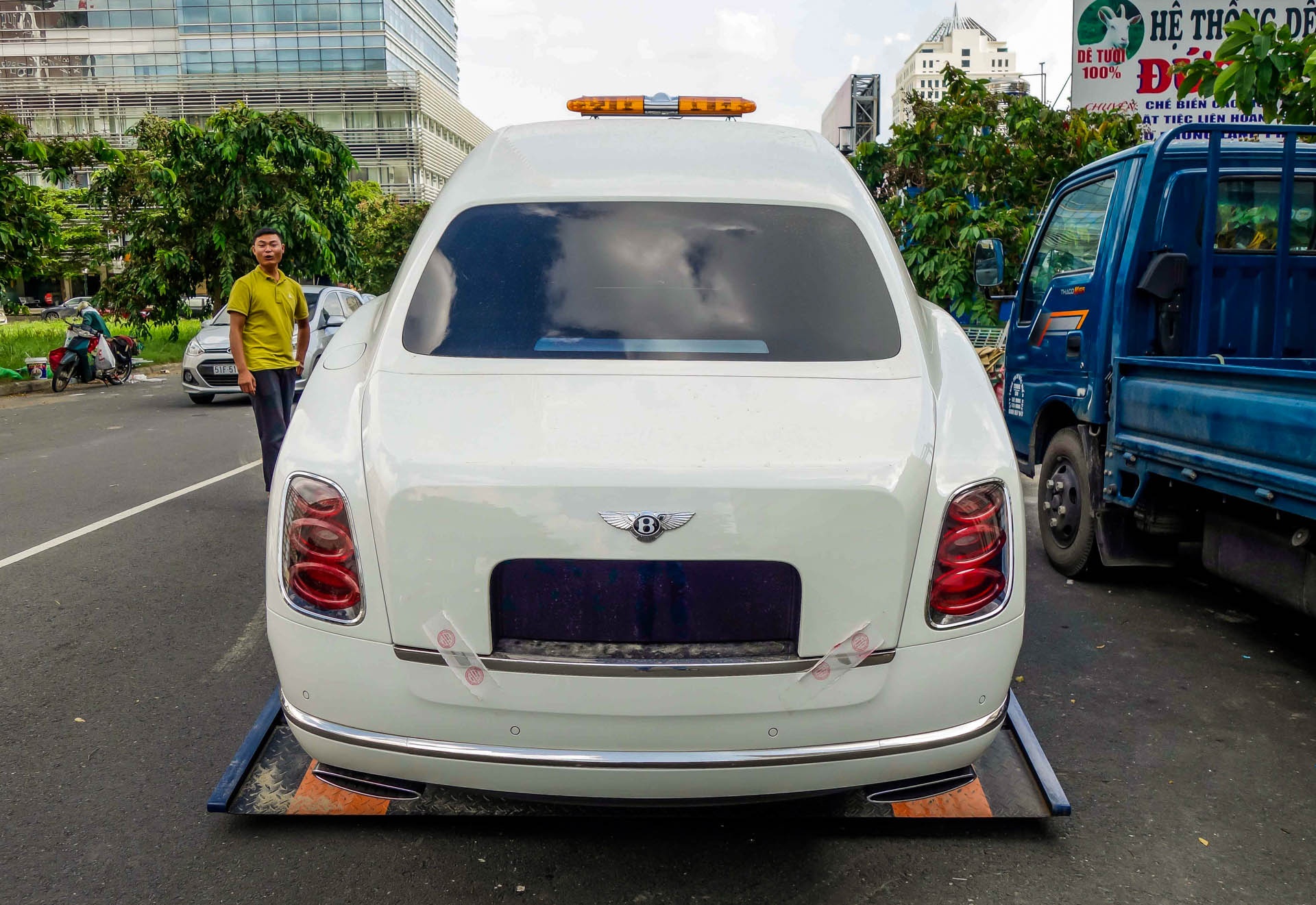 Vietnam International Motor Show 2016 anh 8
