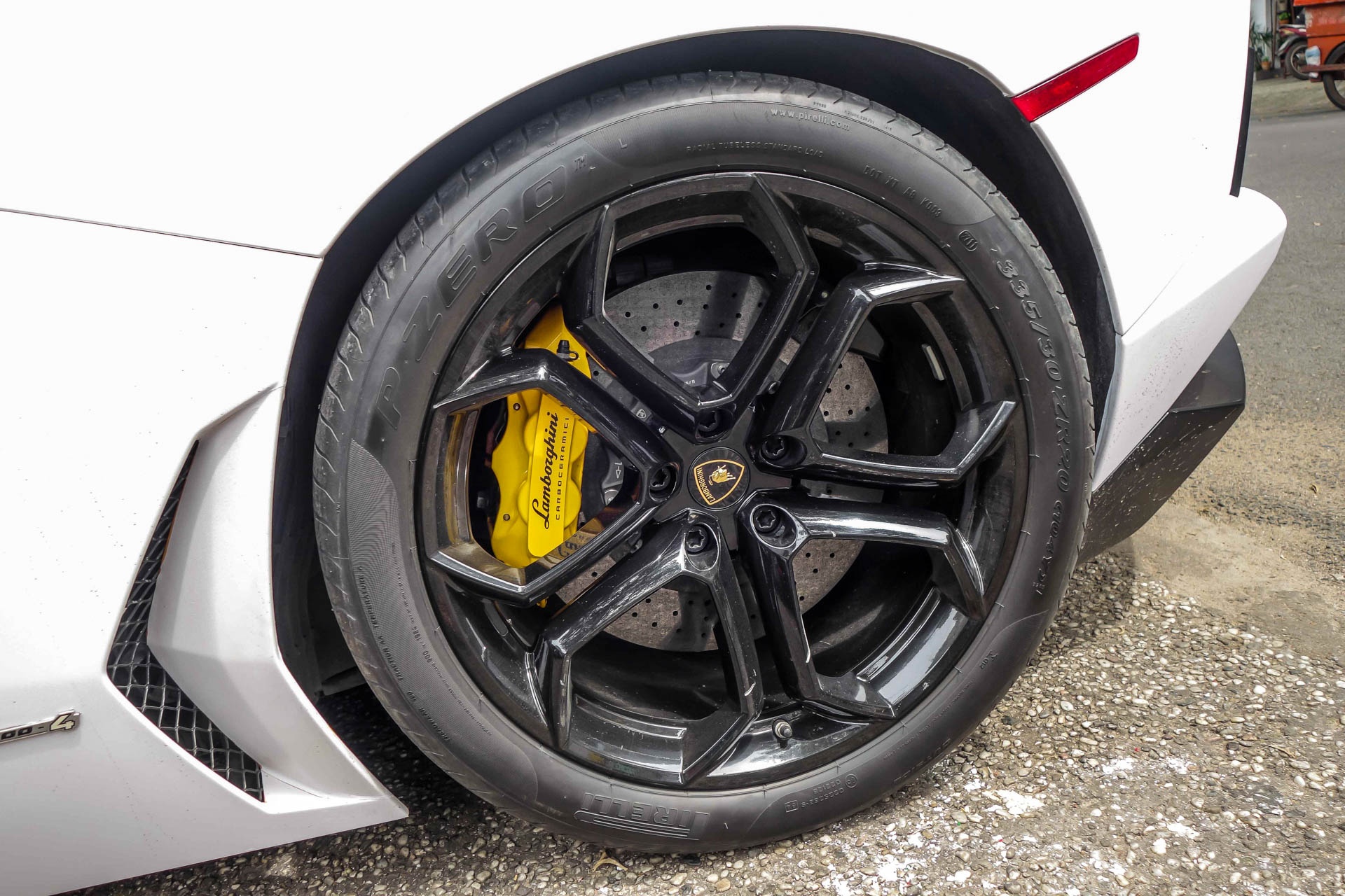 Lamborghini Aventador dau tien Viet Nam anh 7