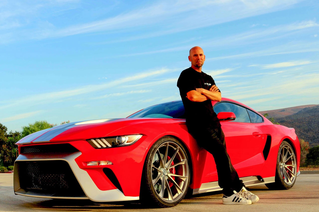 Mau xe lai giua Ford GT va Mustang hinh anh