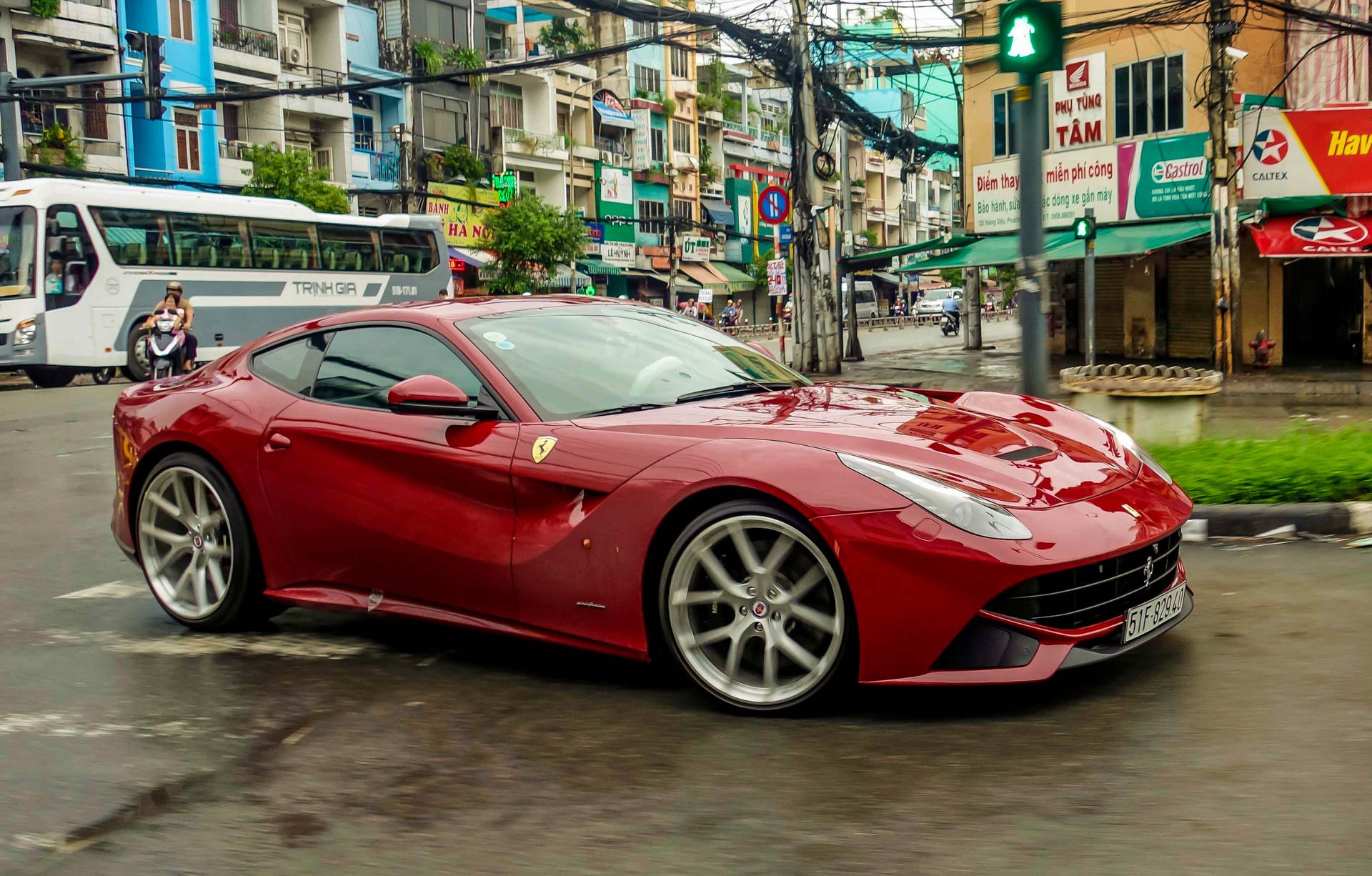 Ferrari F12 cua Cuong Do La anh 11