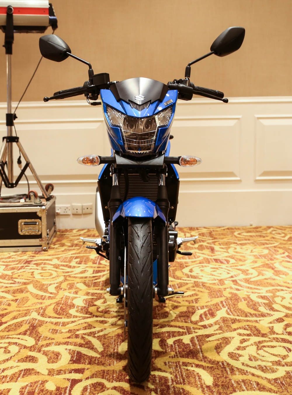 Suzuki Raider 2016 ra mat tai Viet Nam anh 3