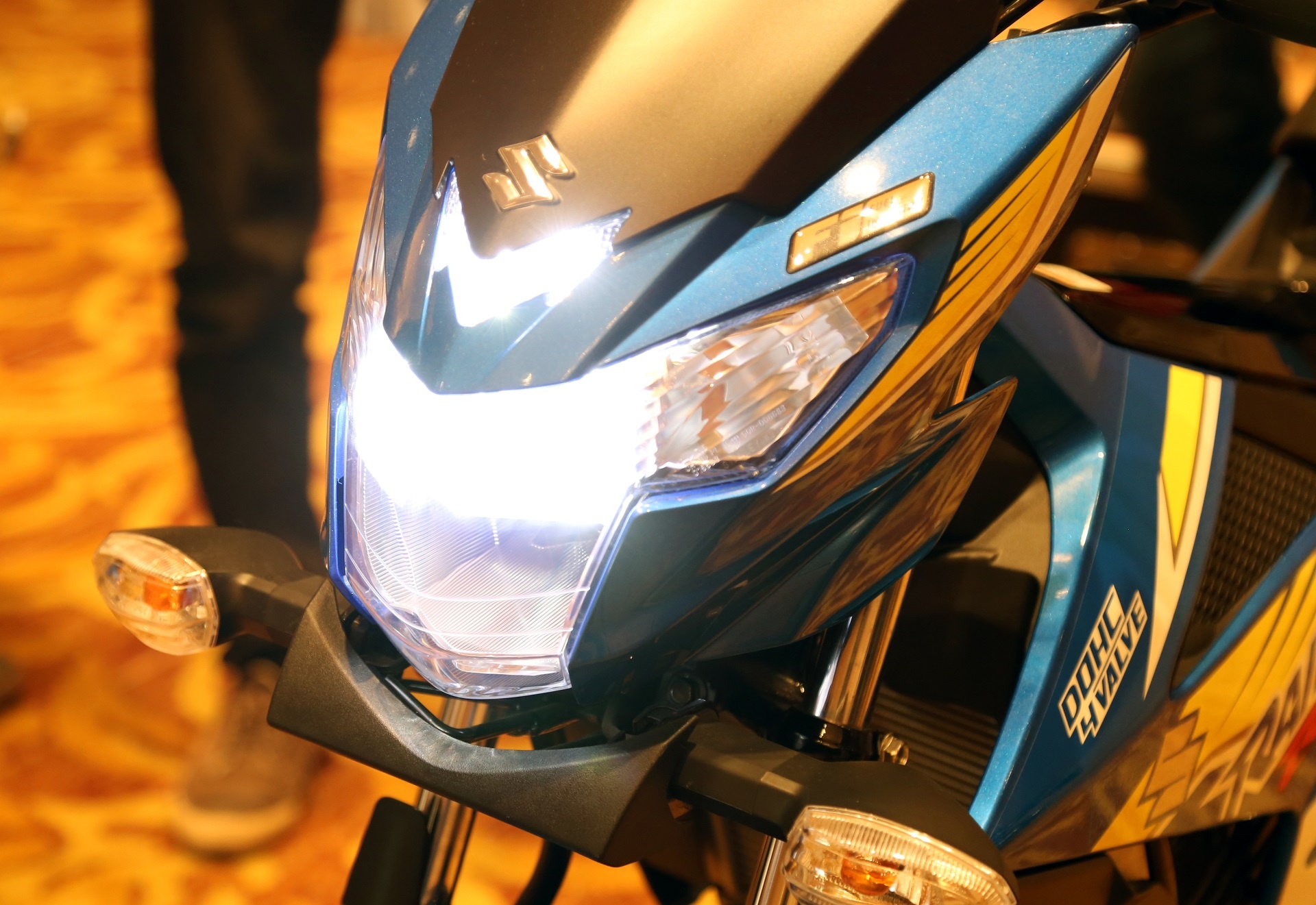 Suzuki Raider 2016 ra mat tai Viet Nam anh 9