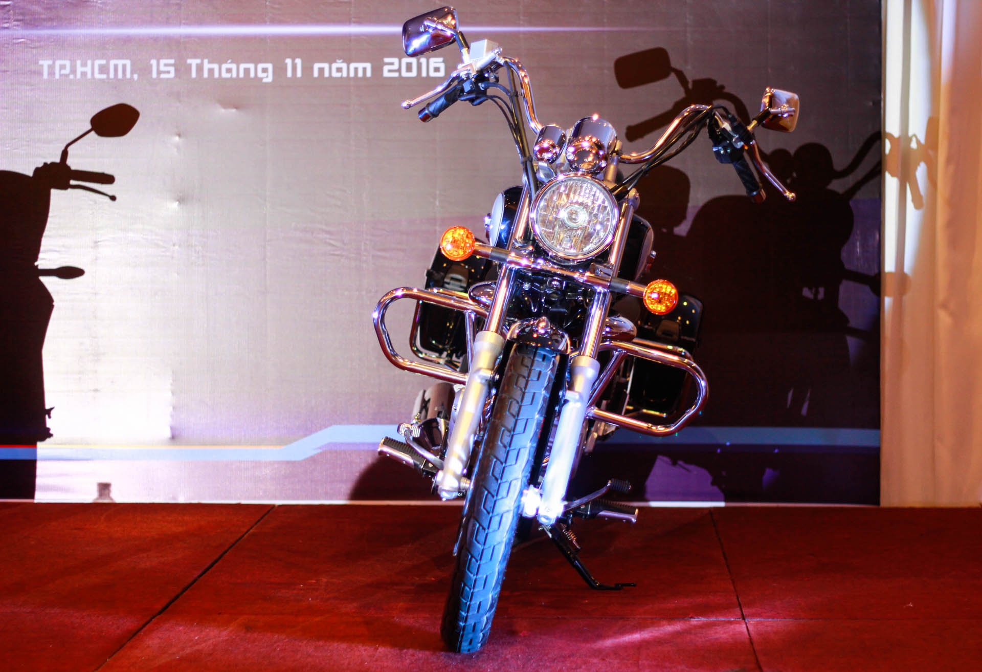 Suzuki GZ150-A ban tai Viet Nam anh 2