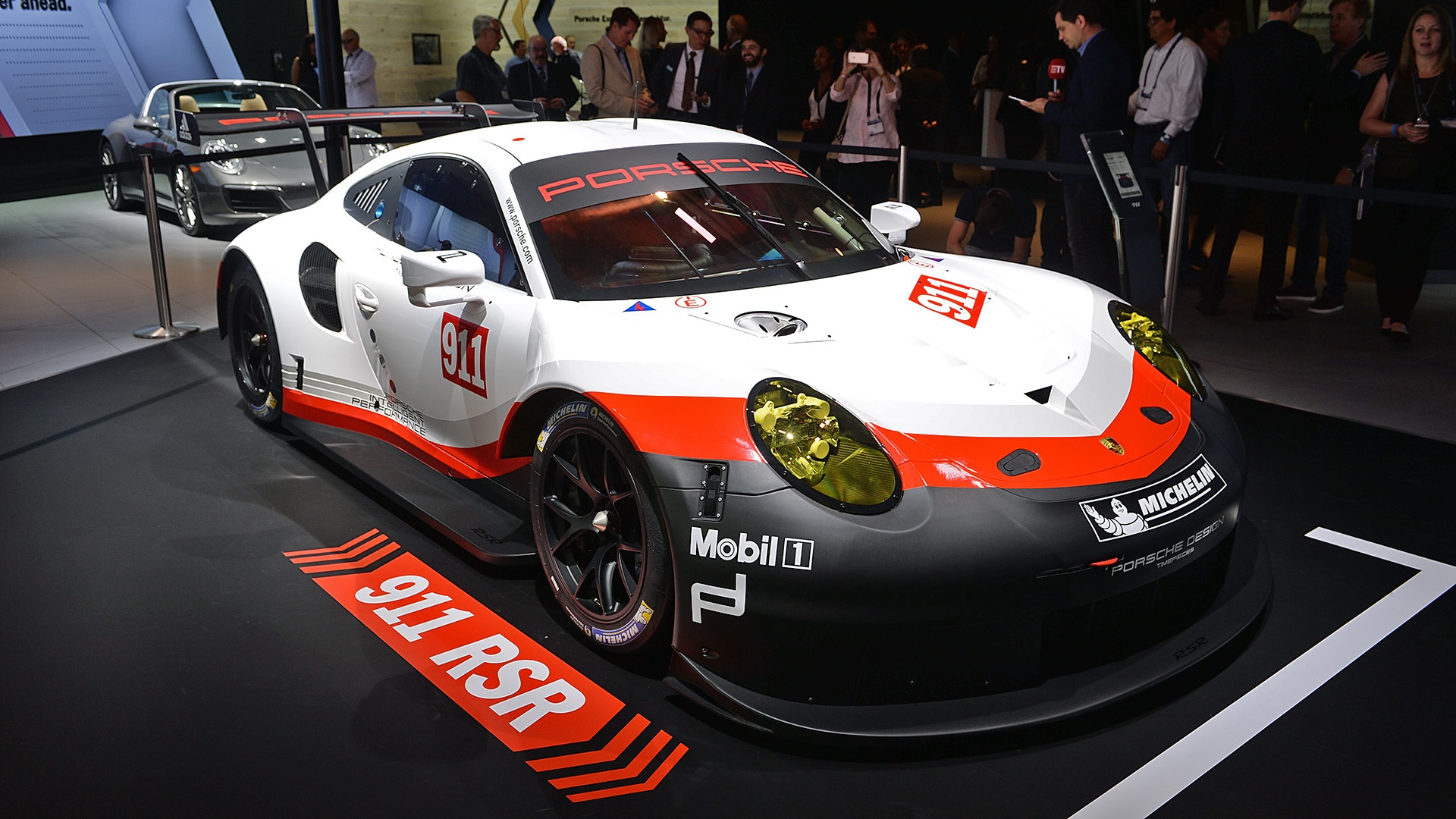 Porsche 911 RSR ra mắt ảnh 1 Porsche 911 RSR ra mat anh 1