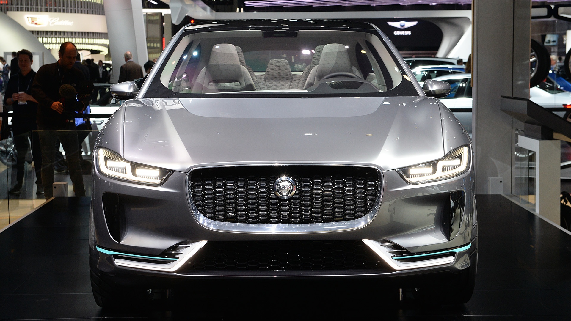 Jaguar I-Pace concept ra mat anh 5