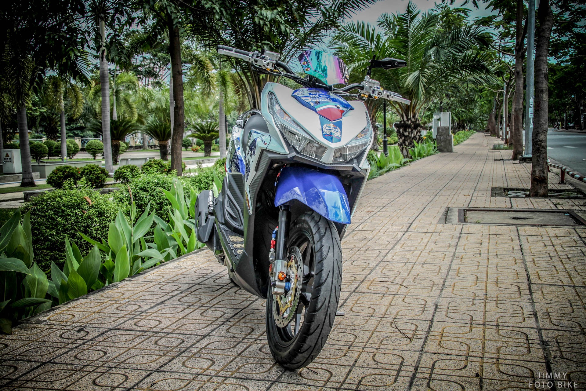 Honda Click Thái độ đồ chơi hàng hiệu ảnh 2 Honda Click Thai do do choi hang hieu anh 2