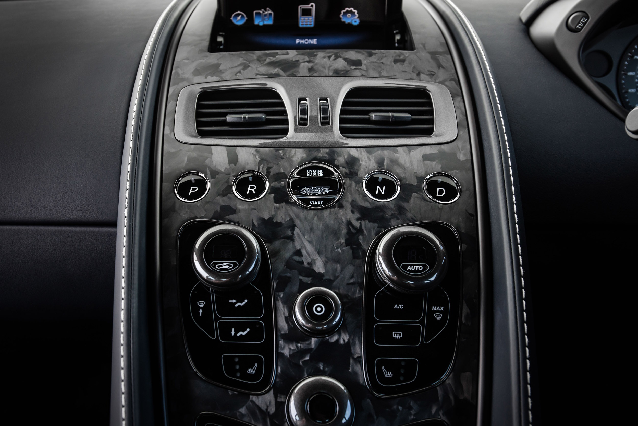 Aston Martin Vanquish S ra mắt ảnh 9 Aston Martin Vanquish S ra mat anh 9