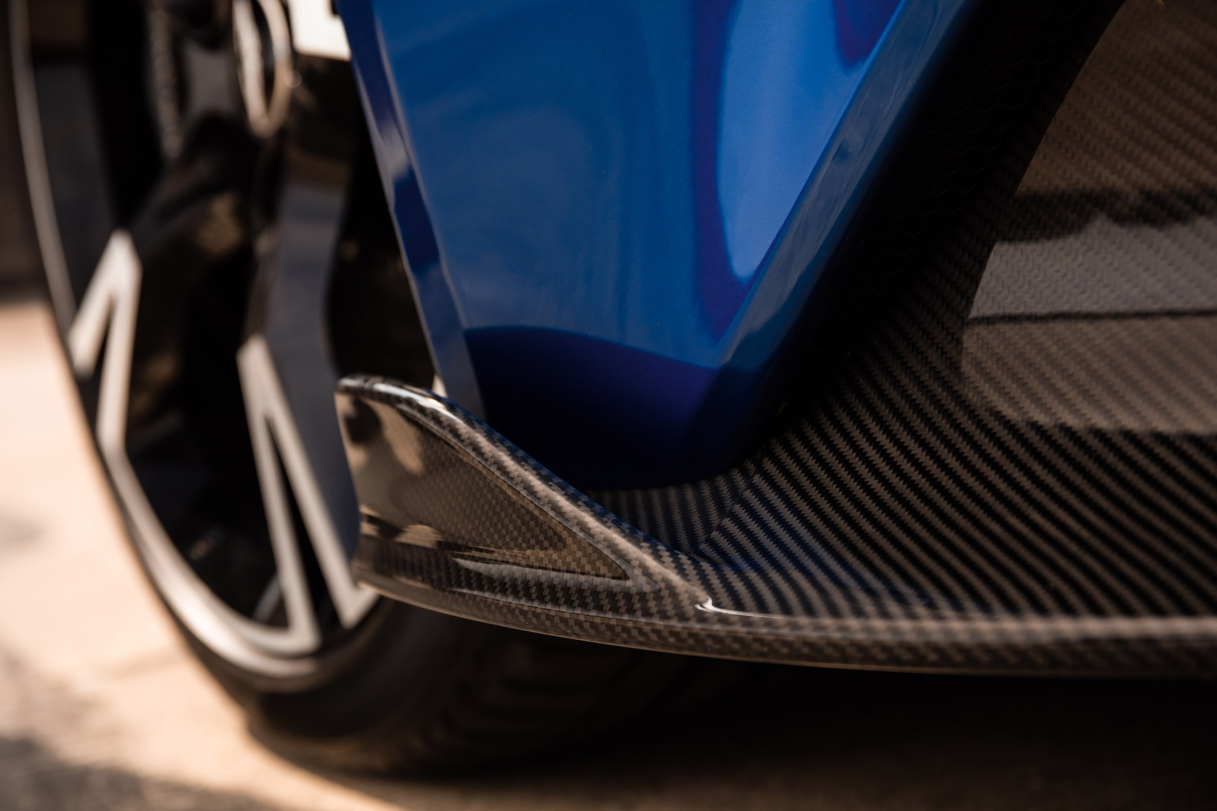 Aston Martin Vanquish S ra mắt ảnh 5 Aston Martin Vanquish S ra mat anh 5